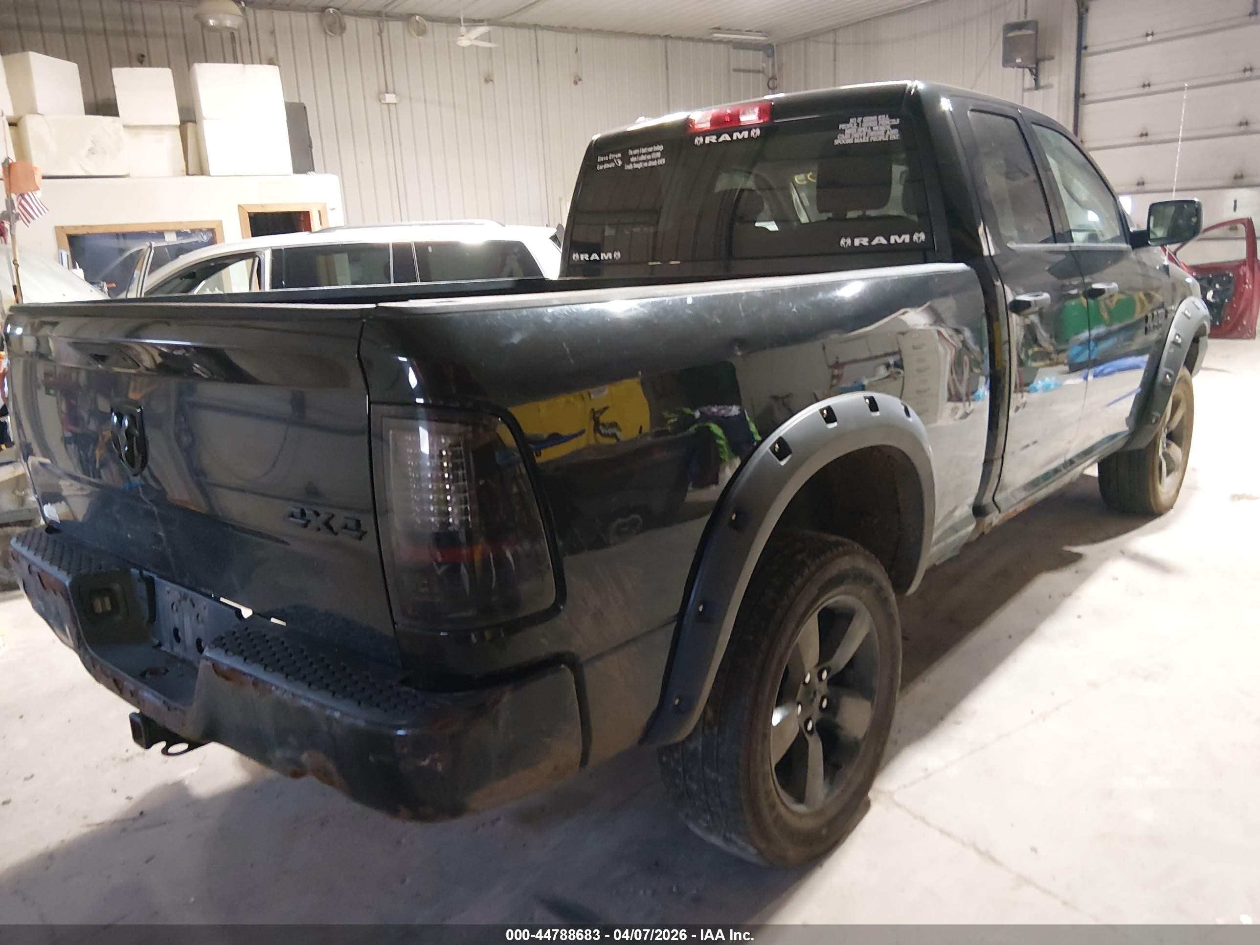 2015 Ram 1500 Express Черный vin: 1C6RR7FTXFS694546