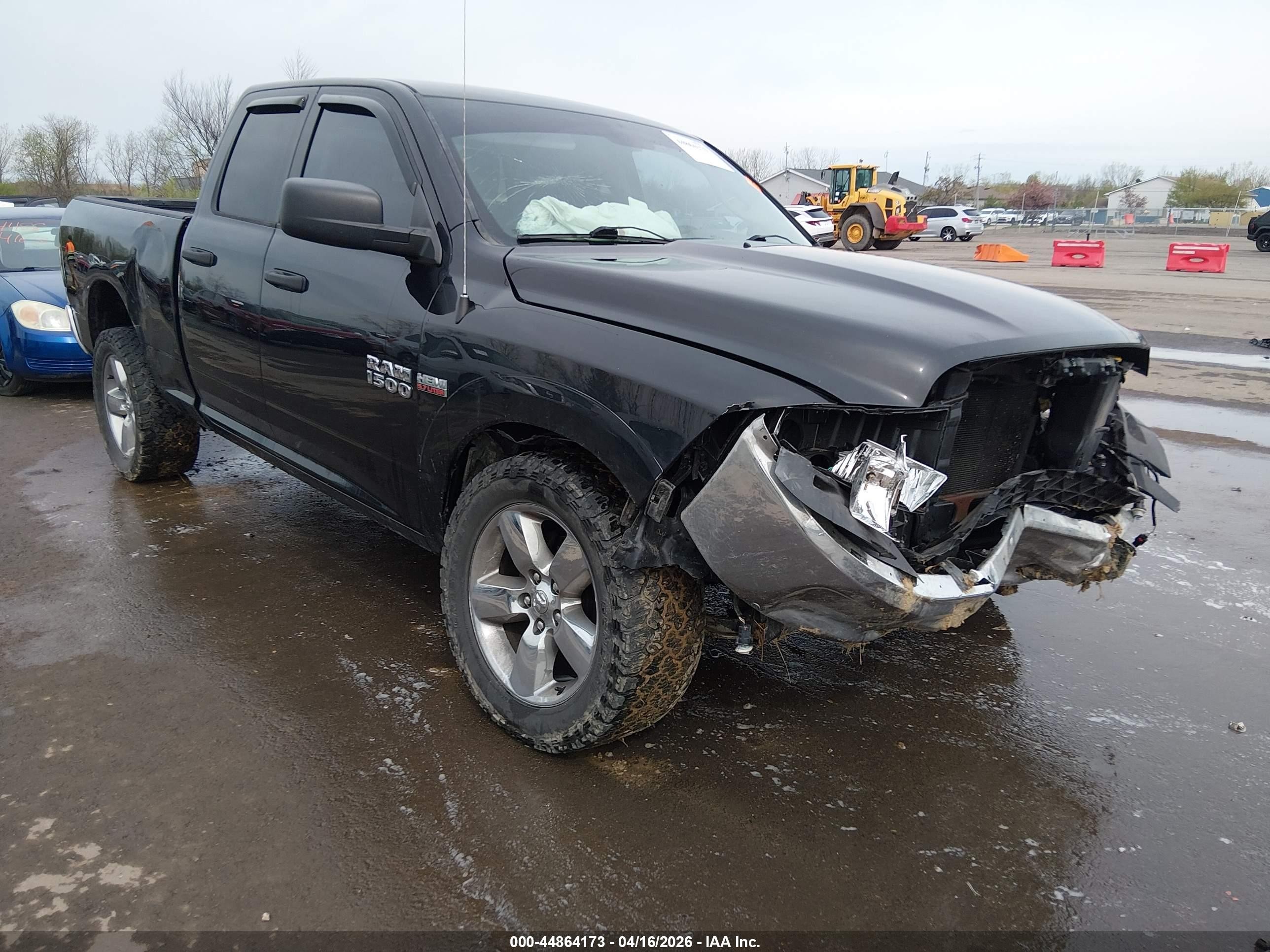 2015 Ram 1500   Черный vin: 1C6RR7FTXFS706324
