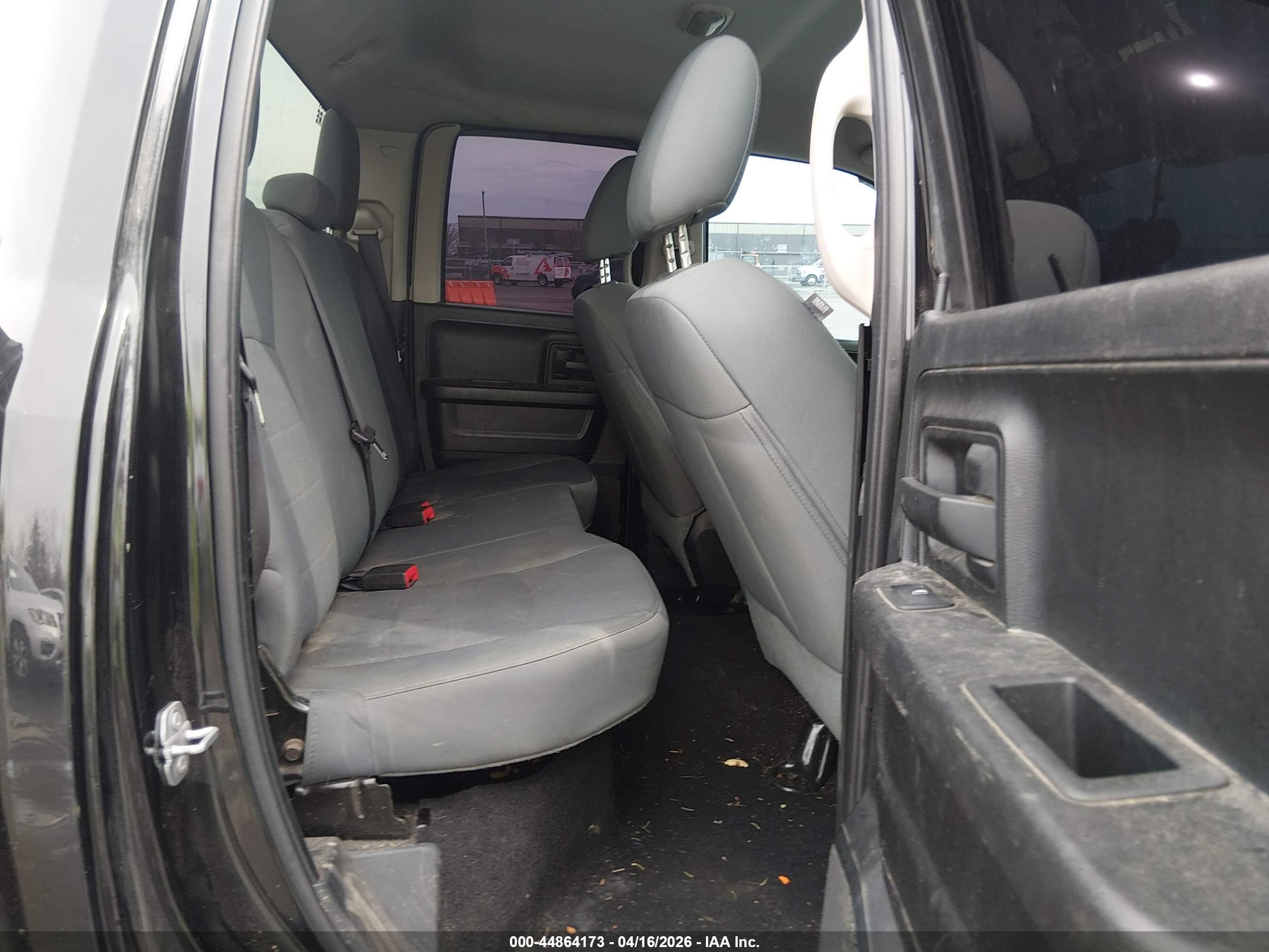 2015 Ram 1500   Черный vin: 1C6RR7FTXFS706324