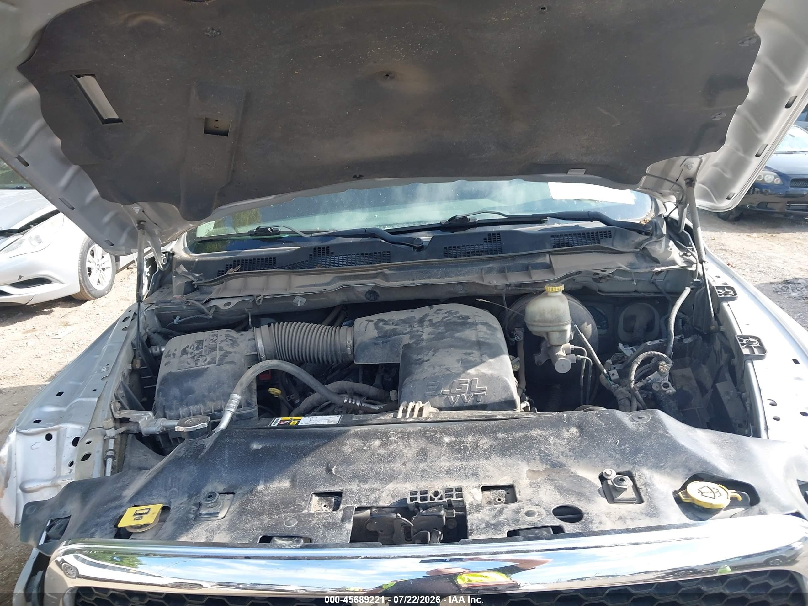 2015 Ram 1500 Slt Silver vin: 1C6RR7GG3FS531366