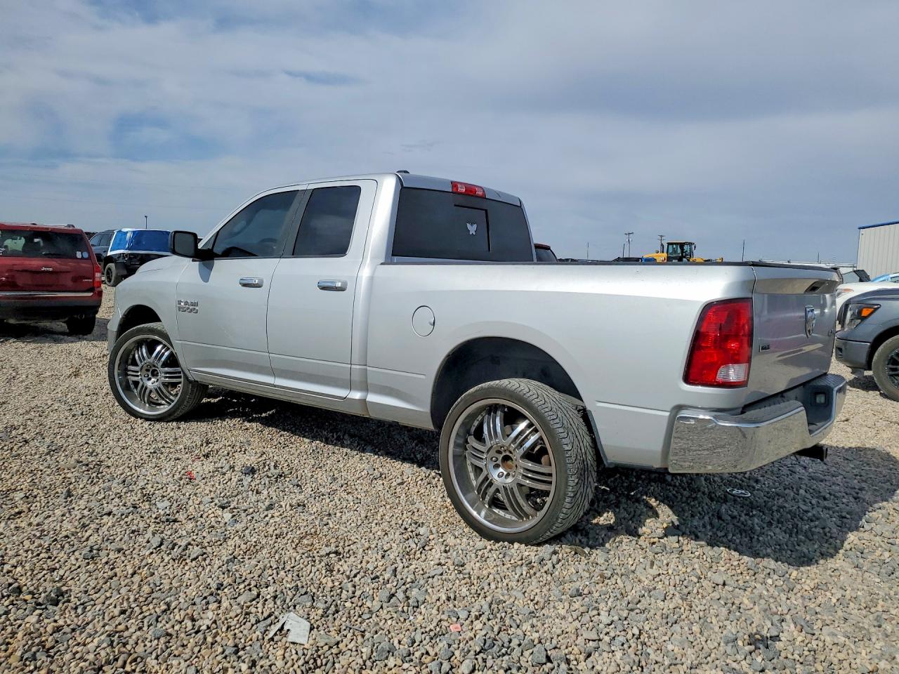2015 Ram 1500 Silver vin: 1C6RR7GG4FS571813