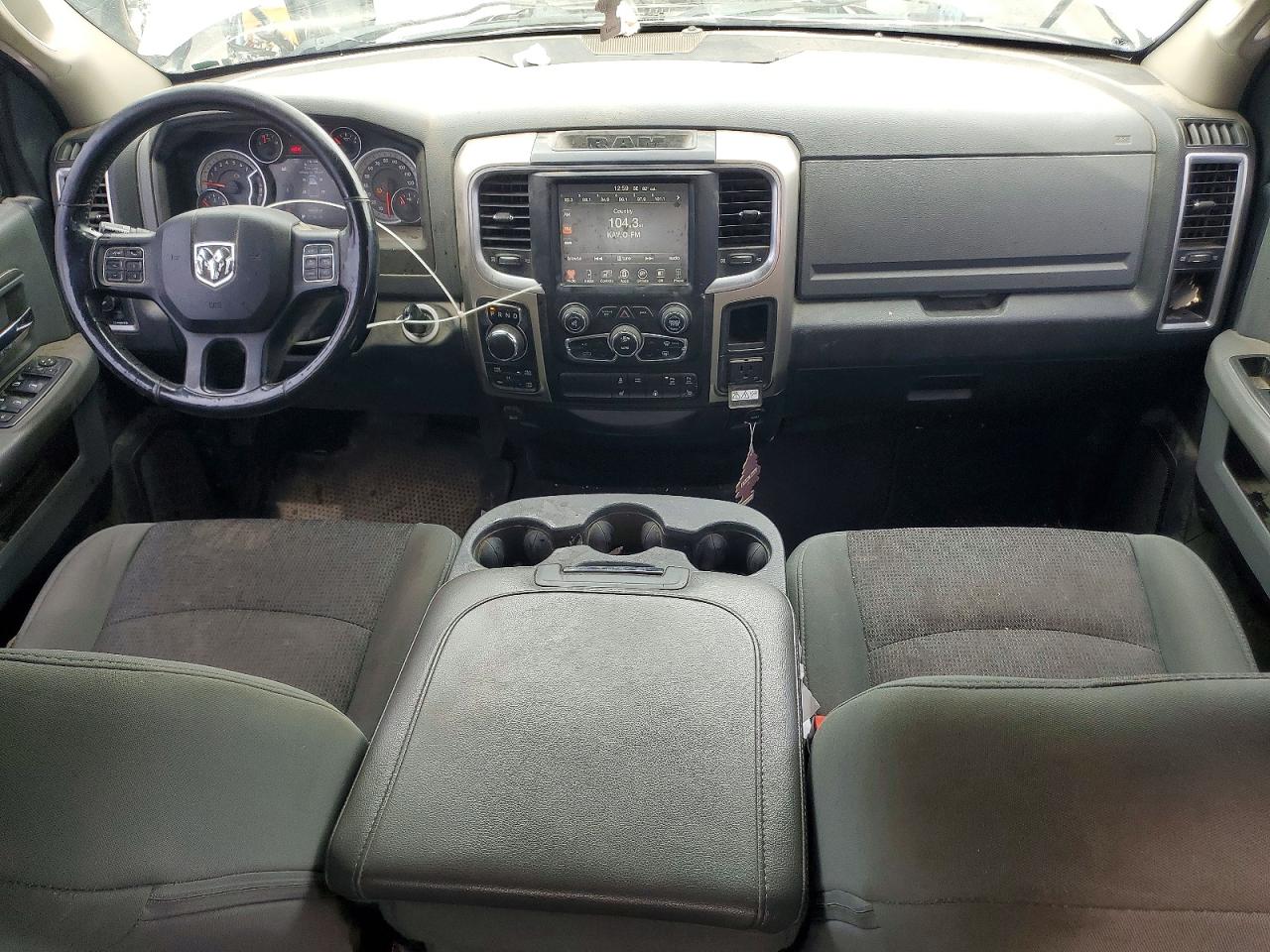 2015 Ram 1500 Slt Серебряный vin: 1C6RR7GG5FS660144