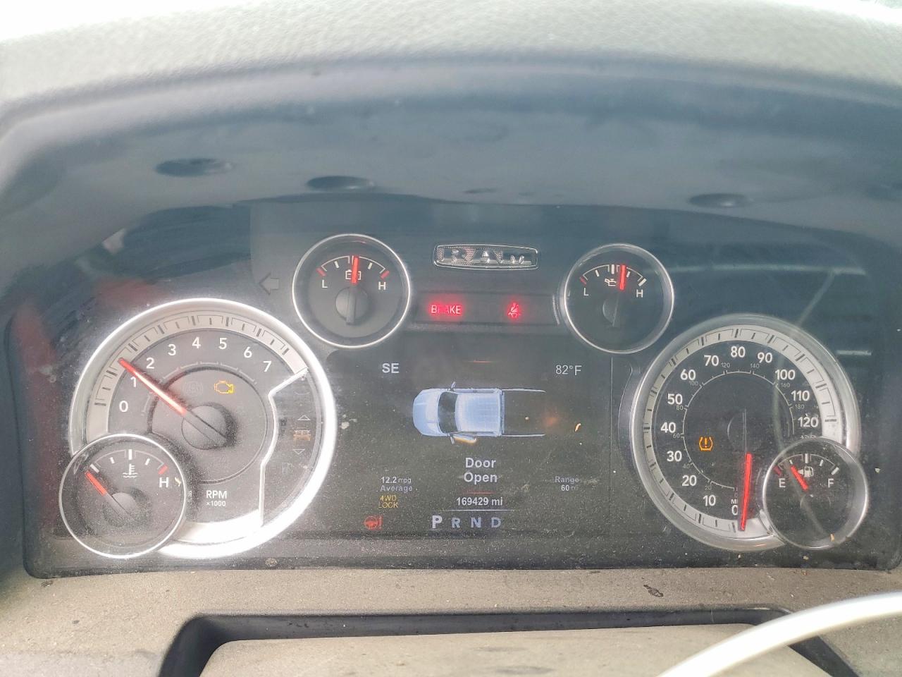 2015 Ram 1500 Slt Серебряный vin: 1C6RR7GG5FS660144