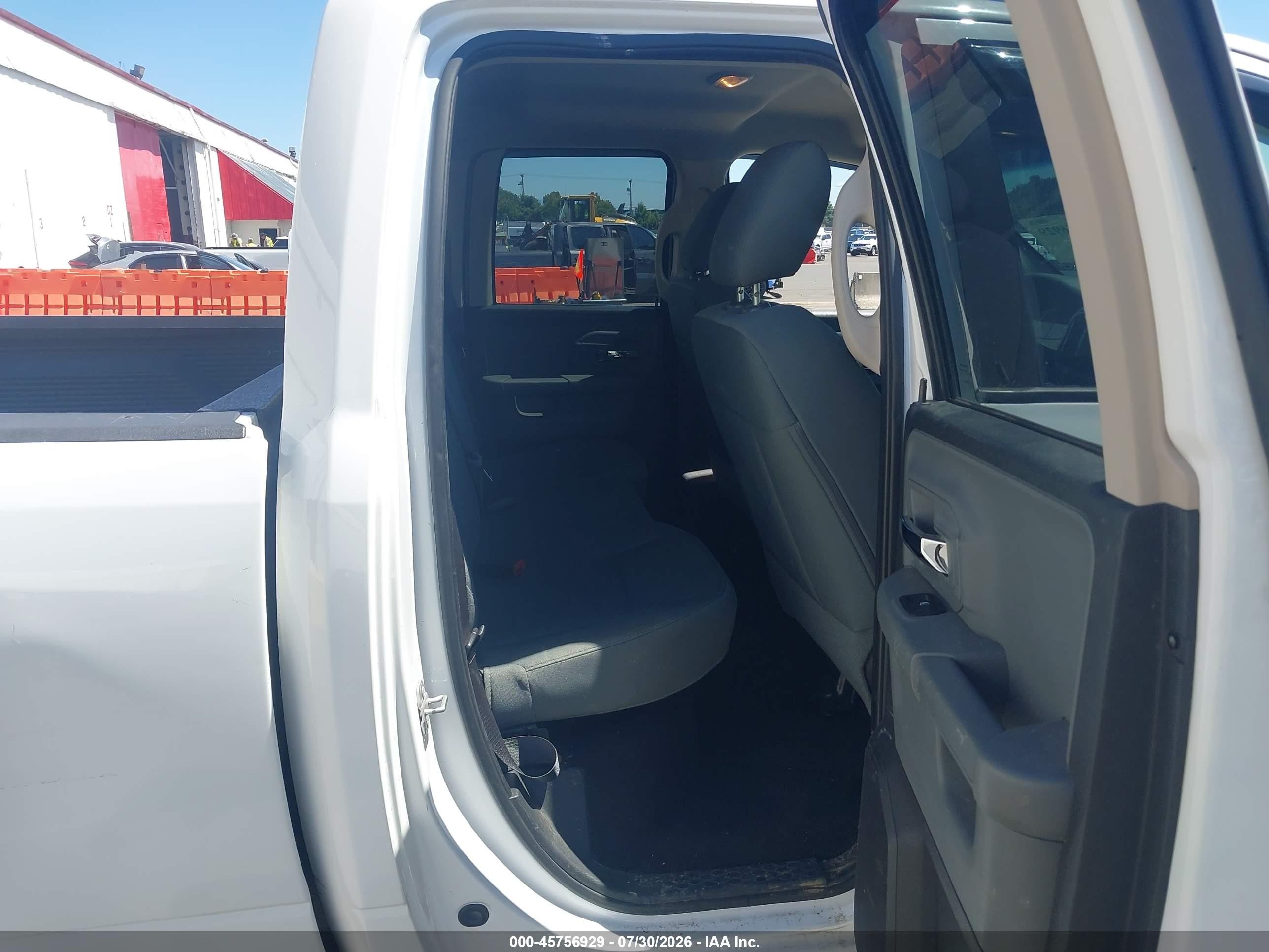 2015 Ram 1500 Slt Белый vin: 1C6RR7GG5FS693905