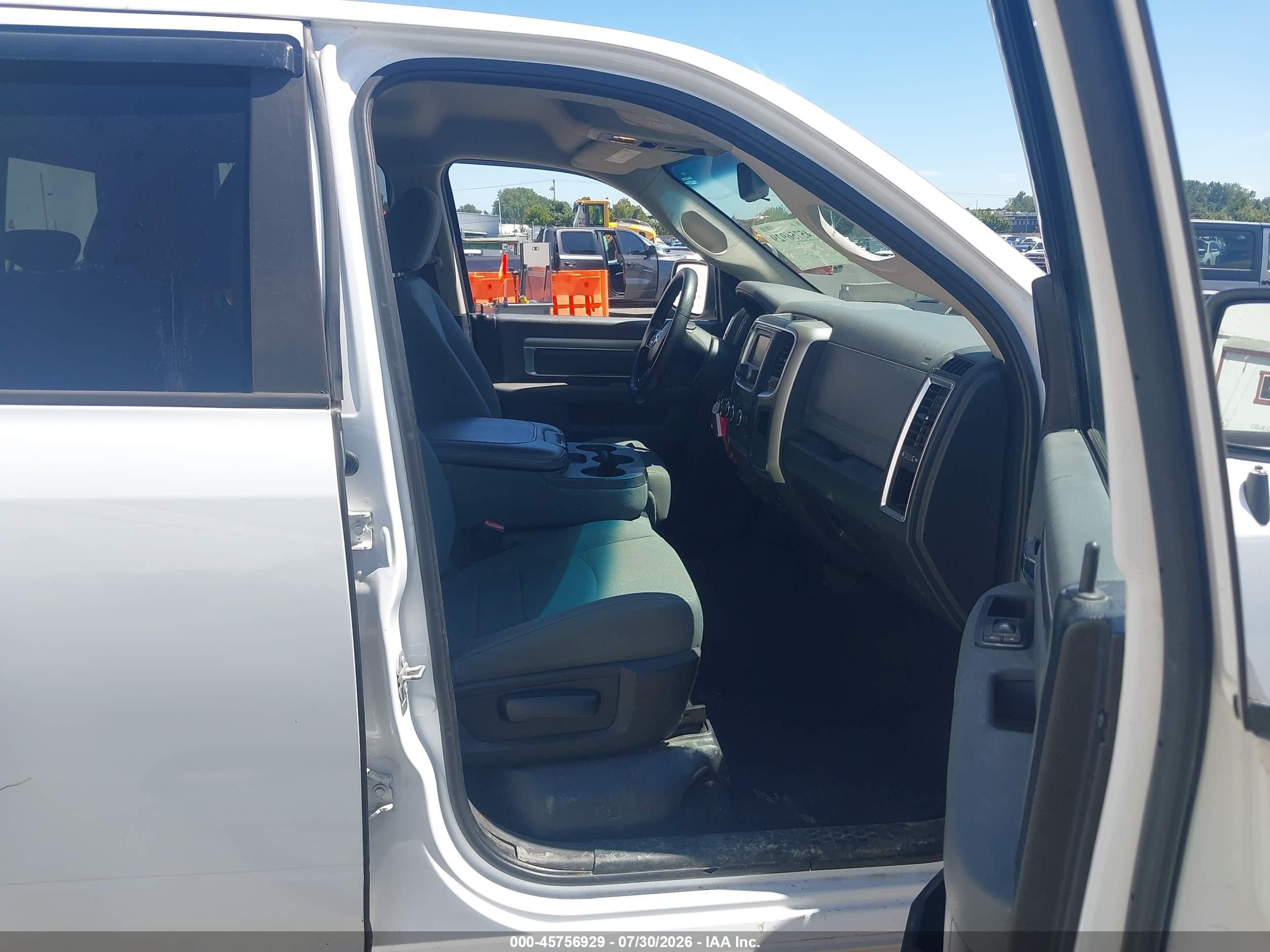 2015 Ram 1500 Slt Белый vin: 1C6RR7GG5FS693905