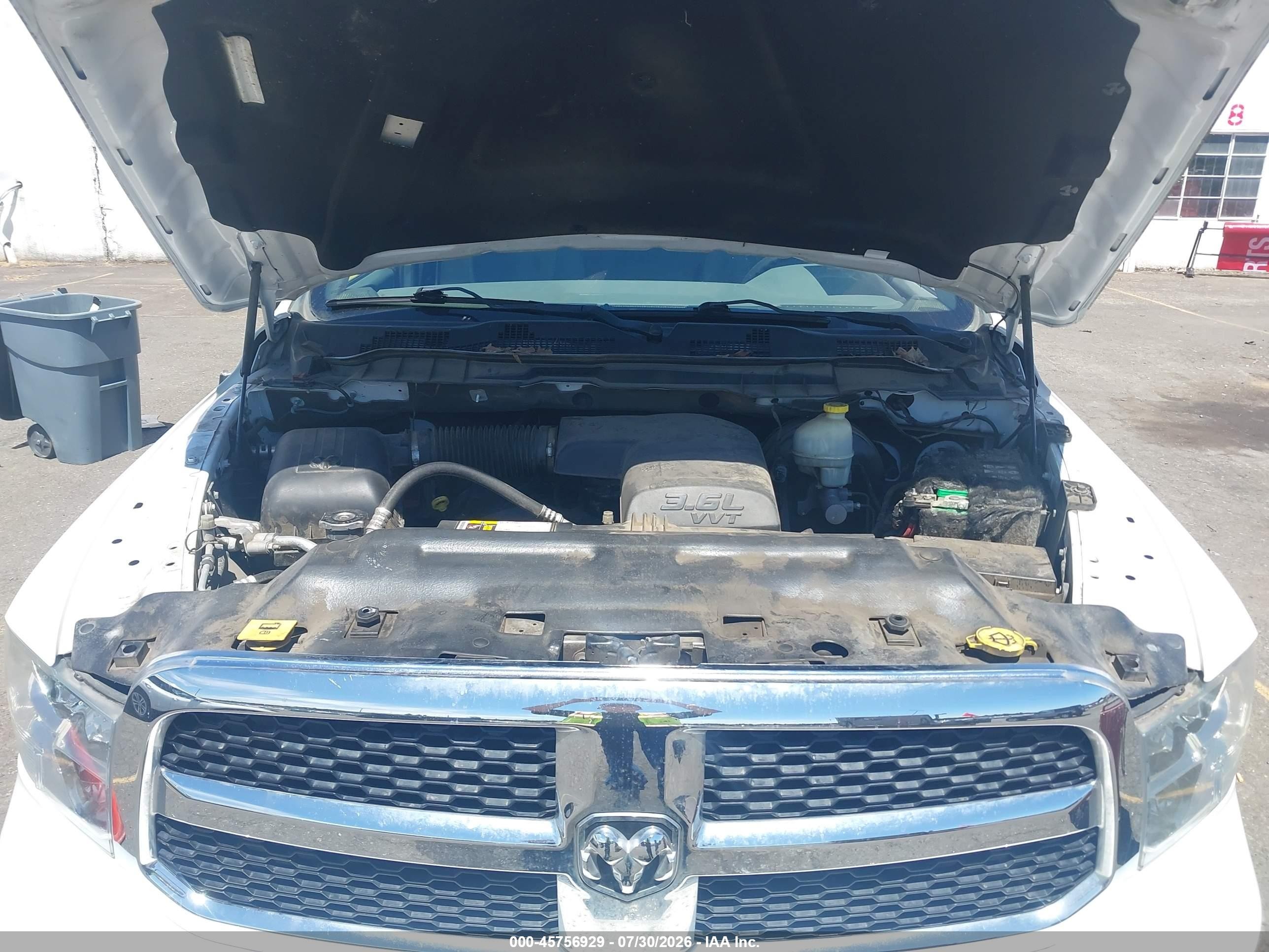 2015 Ram 1500 Slt Белый vin: 1C6RR7GG5FS693905