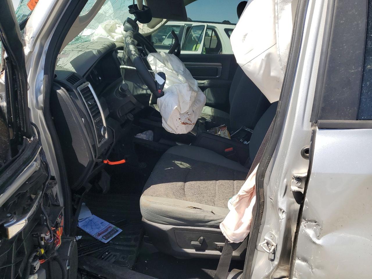 2014 Ram 1500 Slt Silver vin: 1C6RR7GG8ES434114