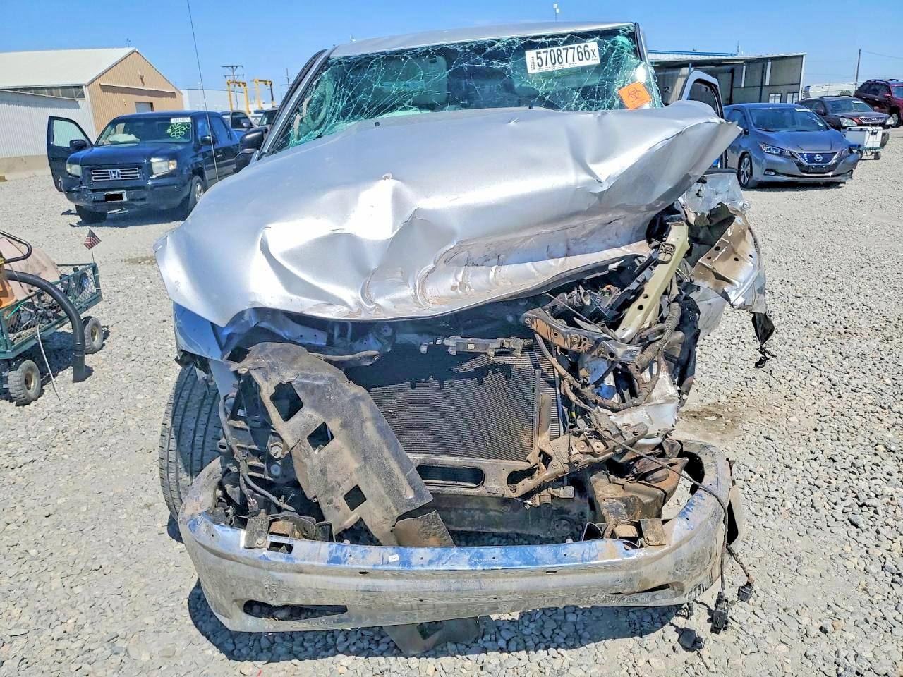 2014 Ram 1500 Slt Silver vin: 1C6RR7GG8ES434114