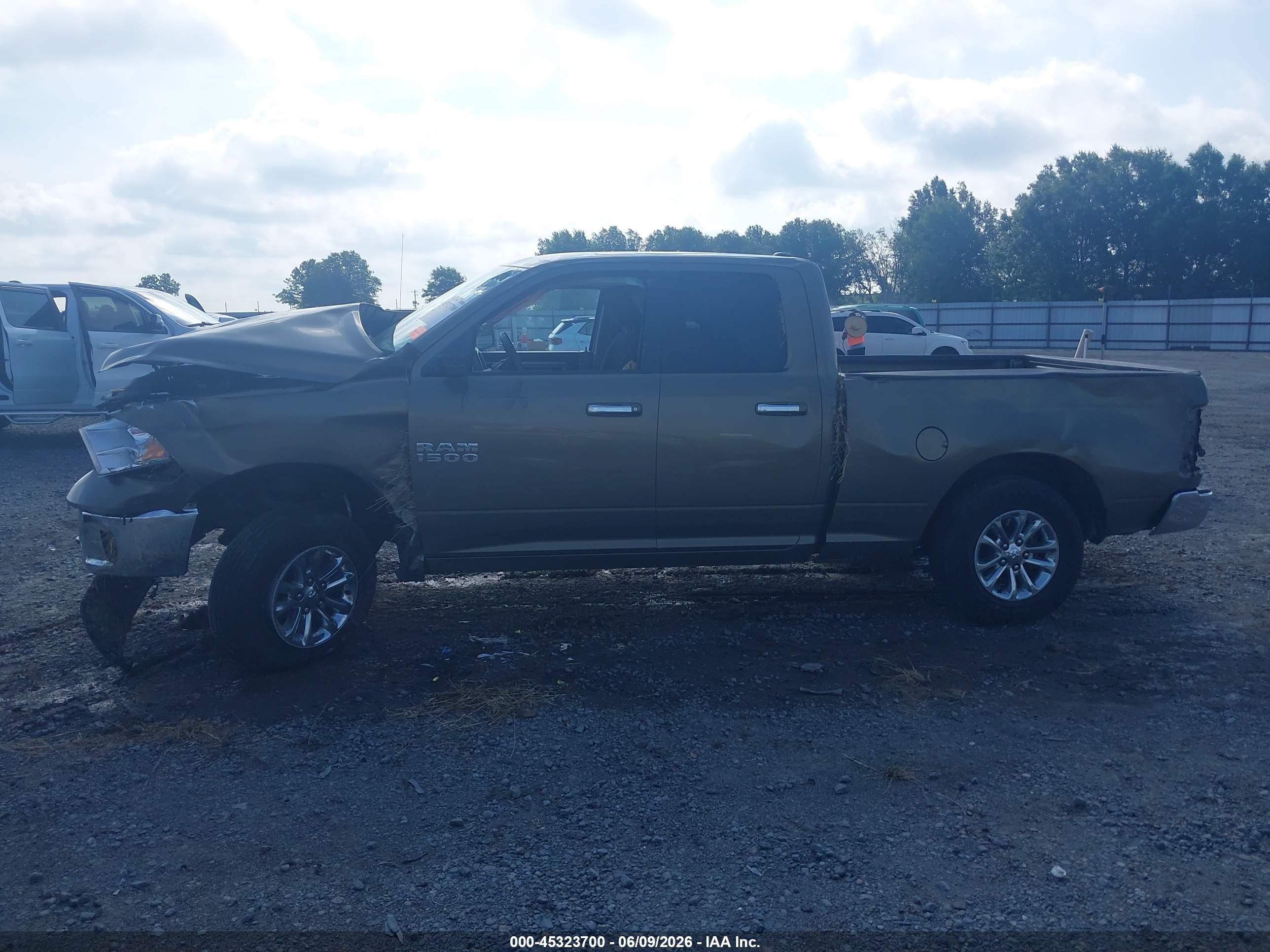 2013 Ram 1500 Slt Gold vin: 1C6RR7GG9DS701260