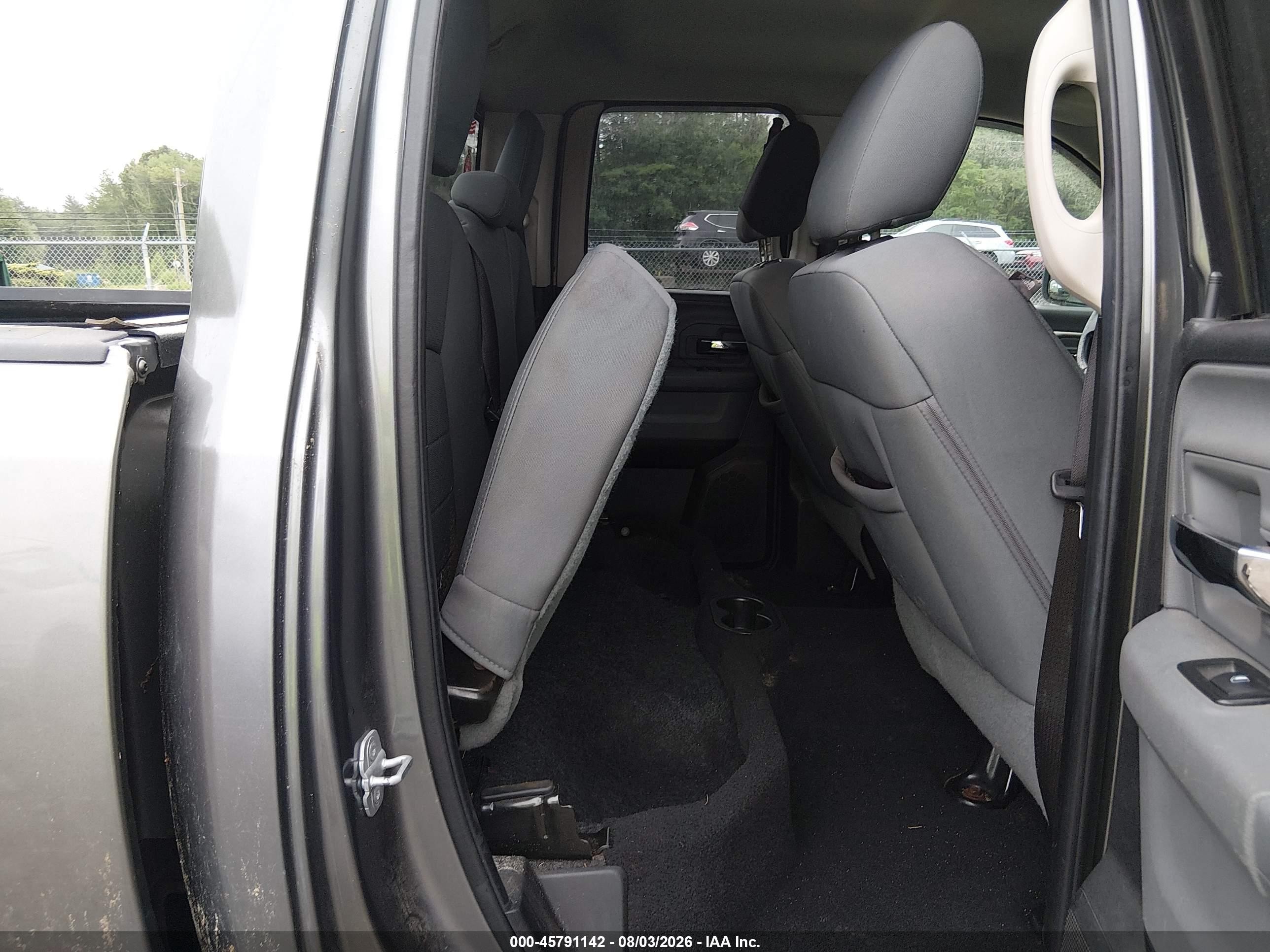 2013 Ram 1500 Slt Серый vin: 1C6RR7GGXDS614161