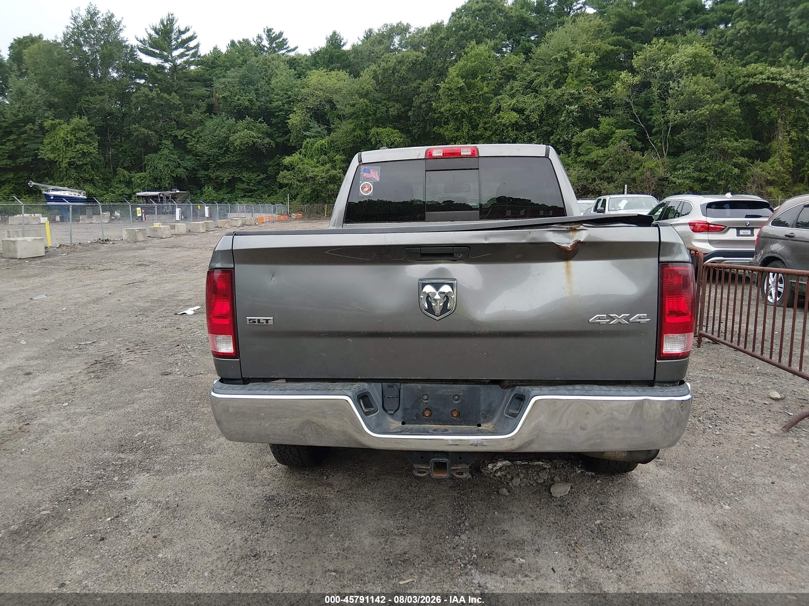 2013 Ram 1500 Slt Серый vin: 1C6RR7GGXDS614161