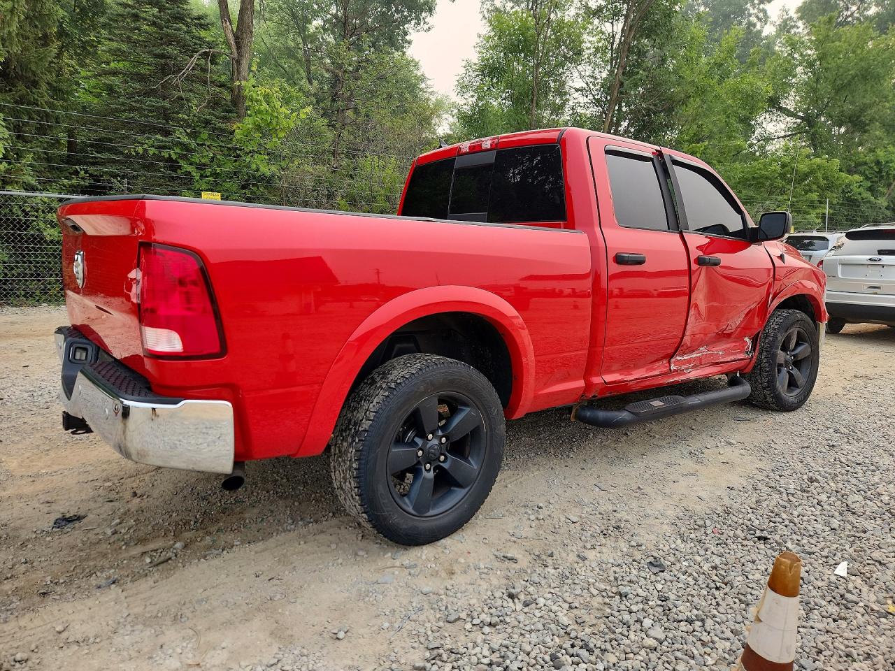 2015 Ram 1500 Slt Красный vin: 1C6RR7GM2FS532059