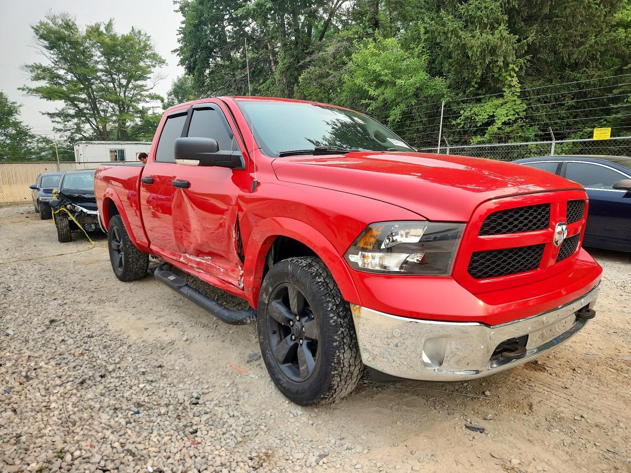 2015 Ram 1500 Slt Красный vin: 1C6RR7GM2FS532059