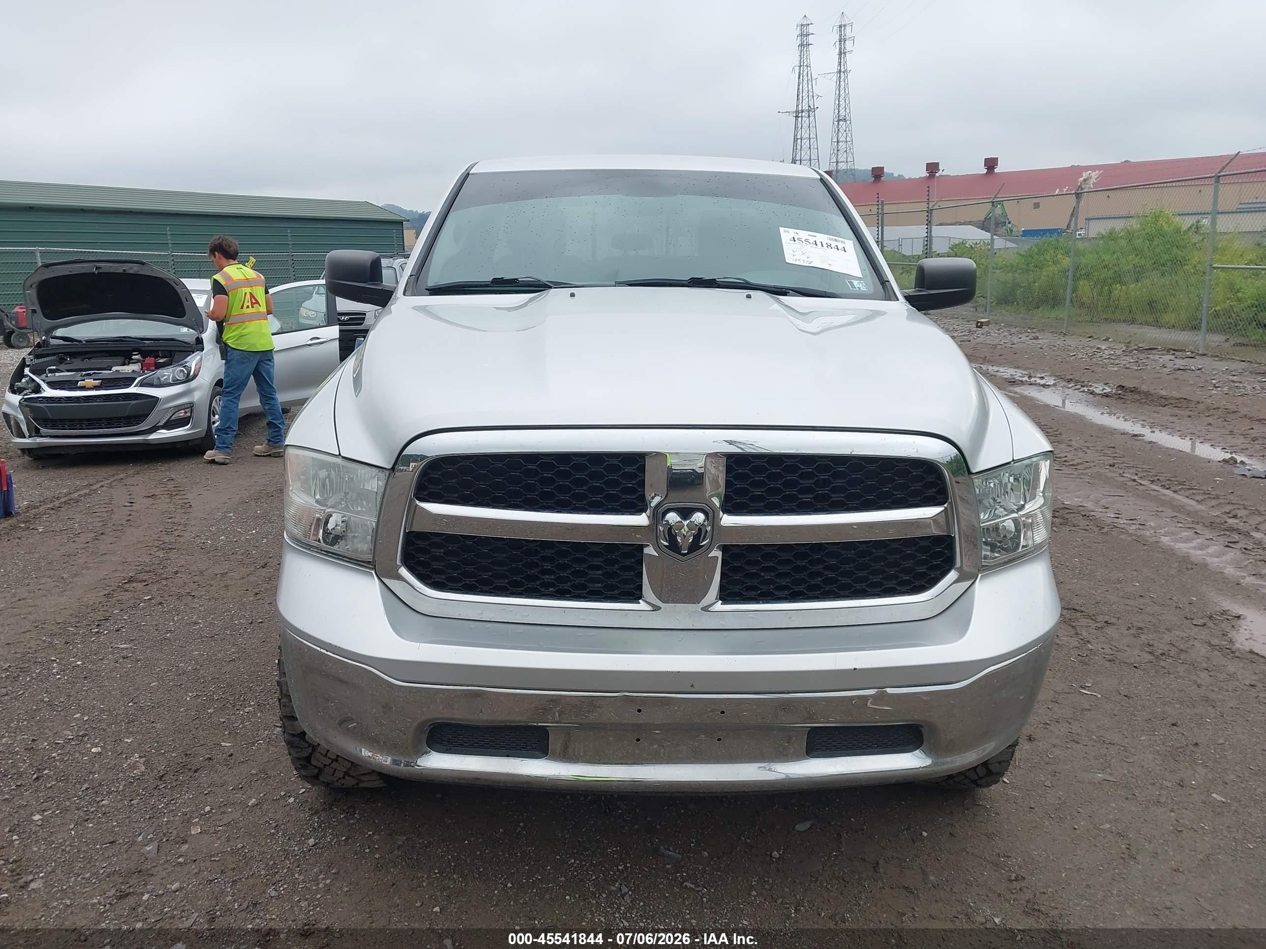 2013 Ram 1500 Slt Серебряный vin: 1C6RR7GP2DS634386