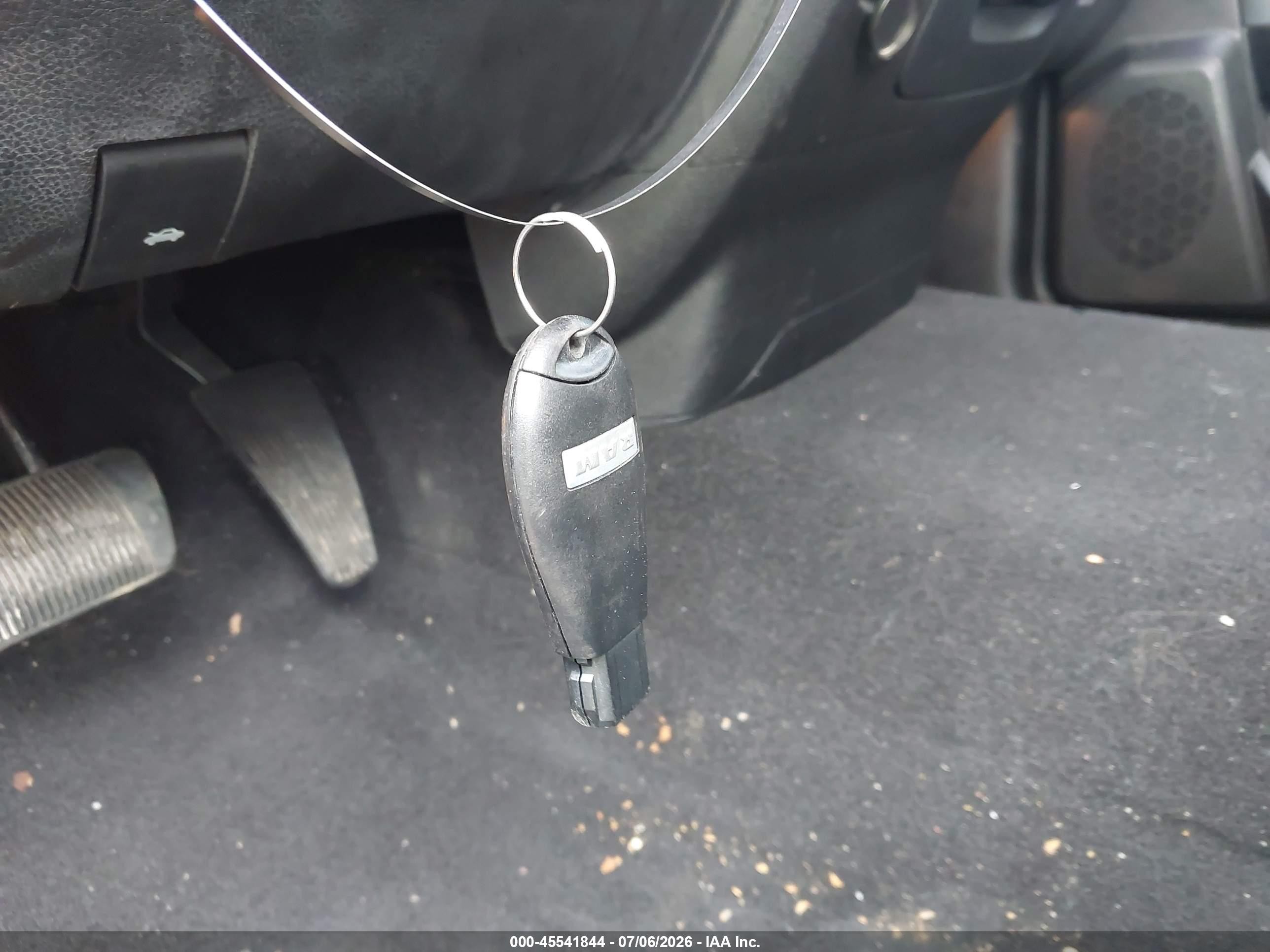 2013 Ram 1500 Slt Серебряный vin: 1C6RR7GP2DS634386
