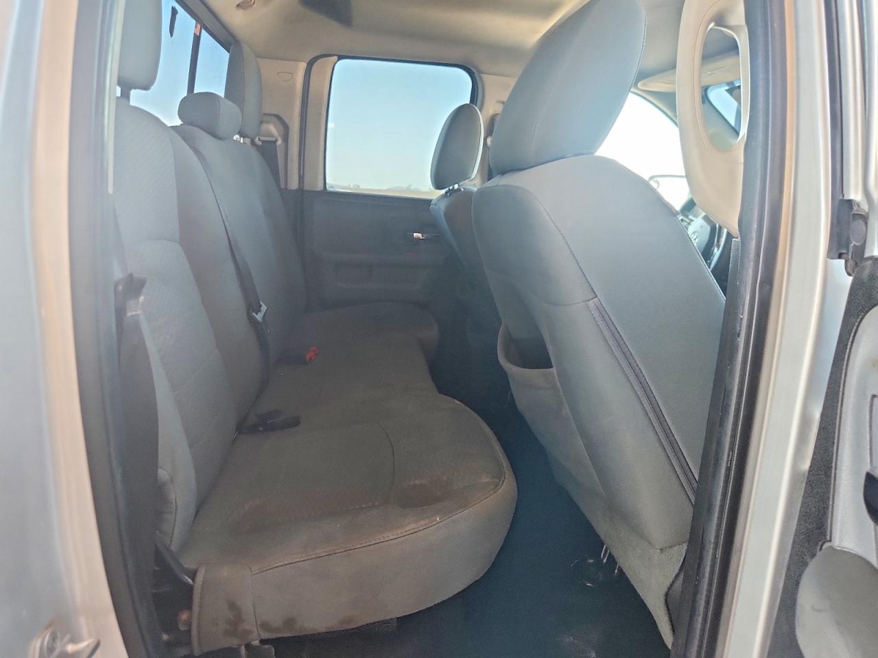2013 Ram 1500 Slt Silver vin: 1C6RR7GP4DS657104