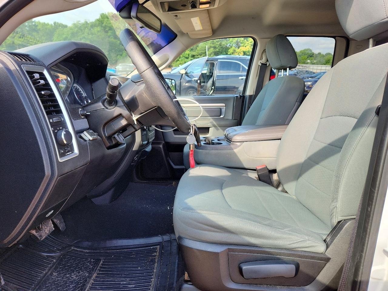 2013 Ram 1500 Slt Silver vin: 1C6RR7GP5DS656964