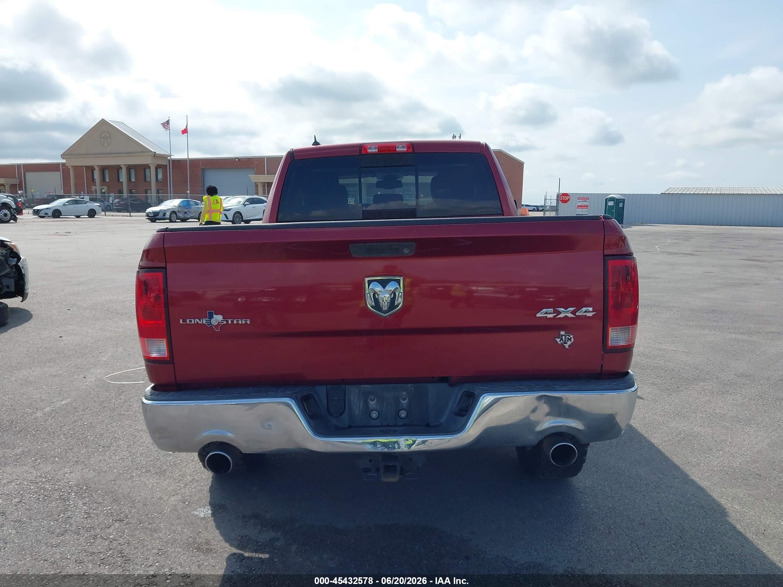 2013 Ram 1500 Lone Star Maroon vin: 1C6RR7GT1DS577658