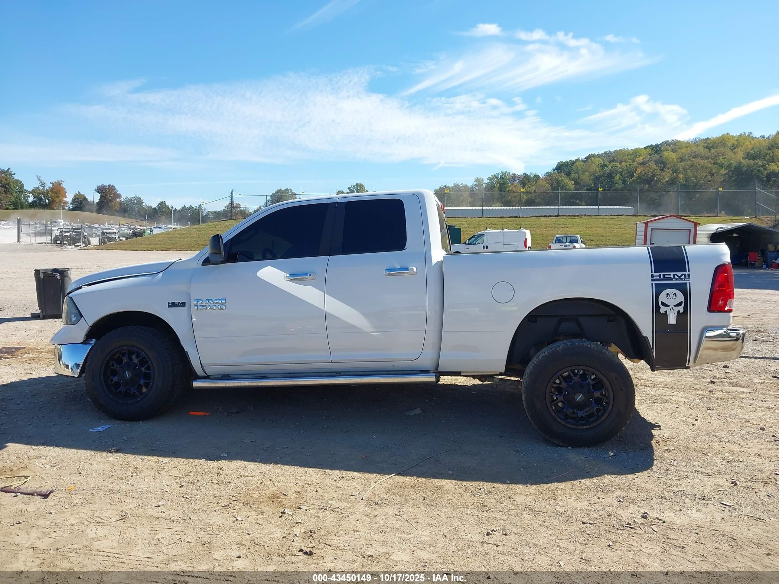 2014 Ram 1500 Slt White vin: 1C6RR7GT1ES168562