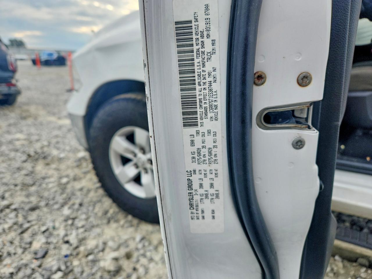 2014 Ram 1500 Slt White vin: 1C6RR7GT1ES307444