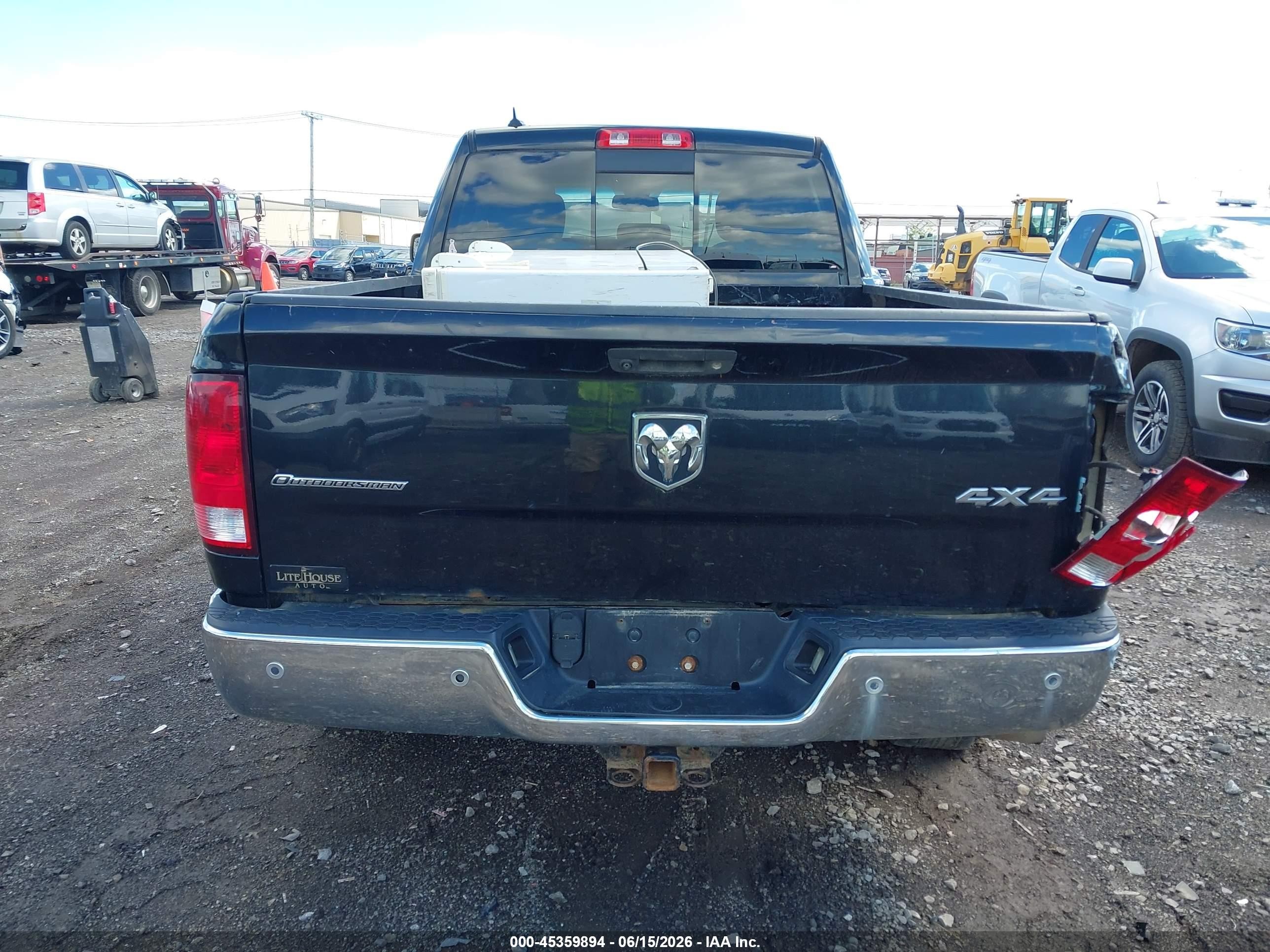 2015 Ram 1500 Outdoorsman Black vin: 1C6RR7GT1FS628403