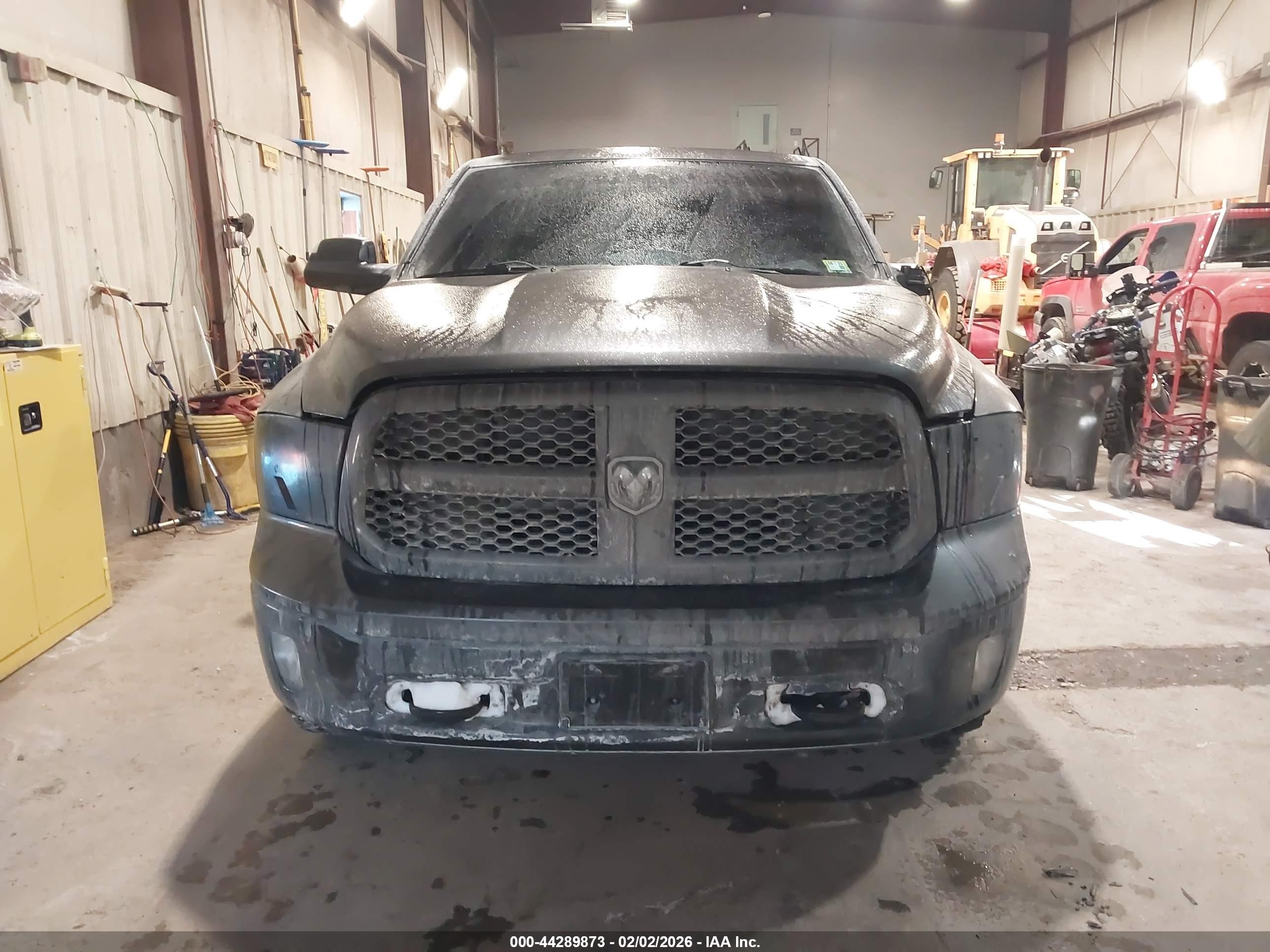 2015 Ram 1500 Outdoorsman Gray vin: 1C6RR7GT1FS713984