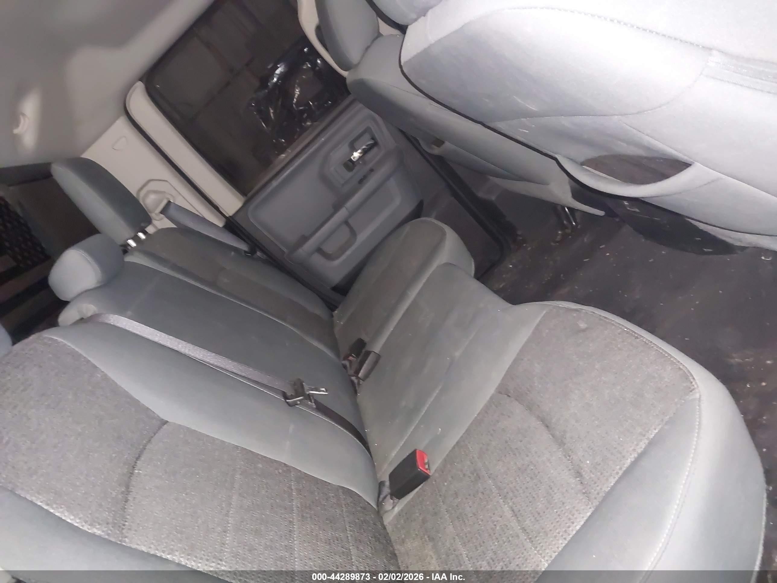 2015 Ram 1500 Outdoorsman Gray vin: 1C6RR7GT1FS713984
