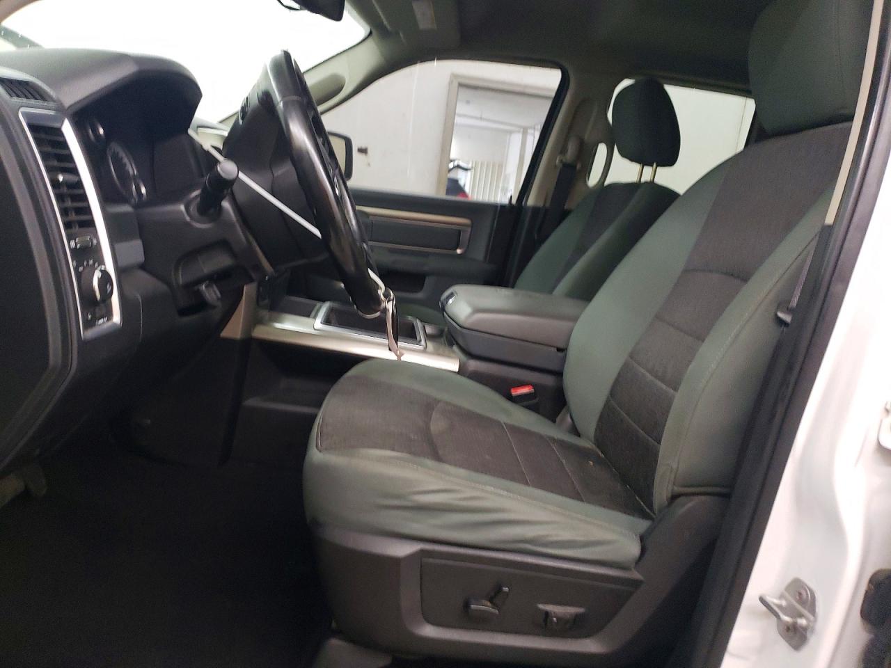 2015 Ram 1500 Slt White vin: 1C6RR7GT2FS609682