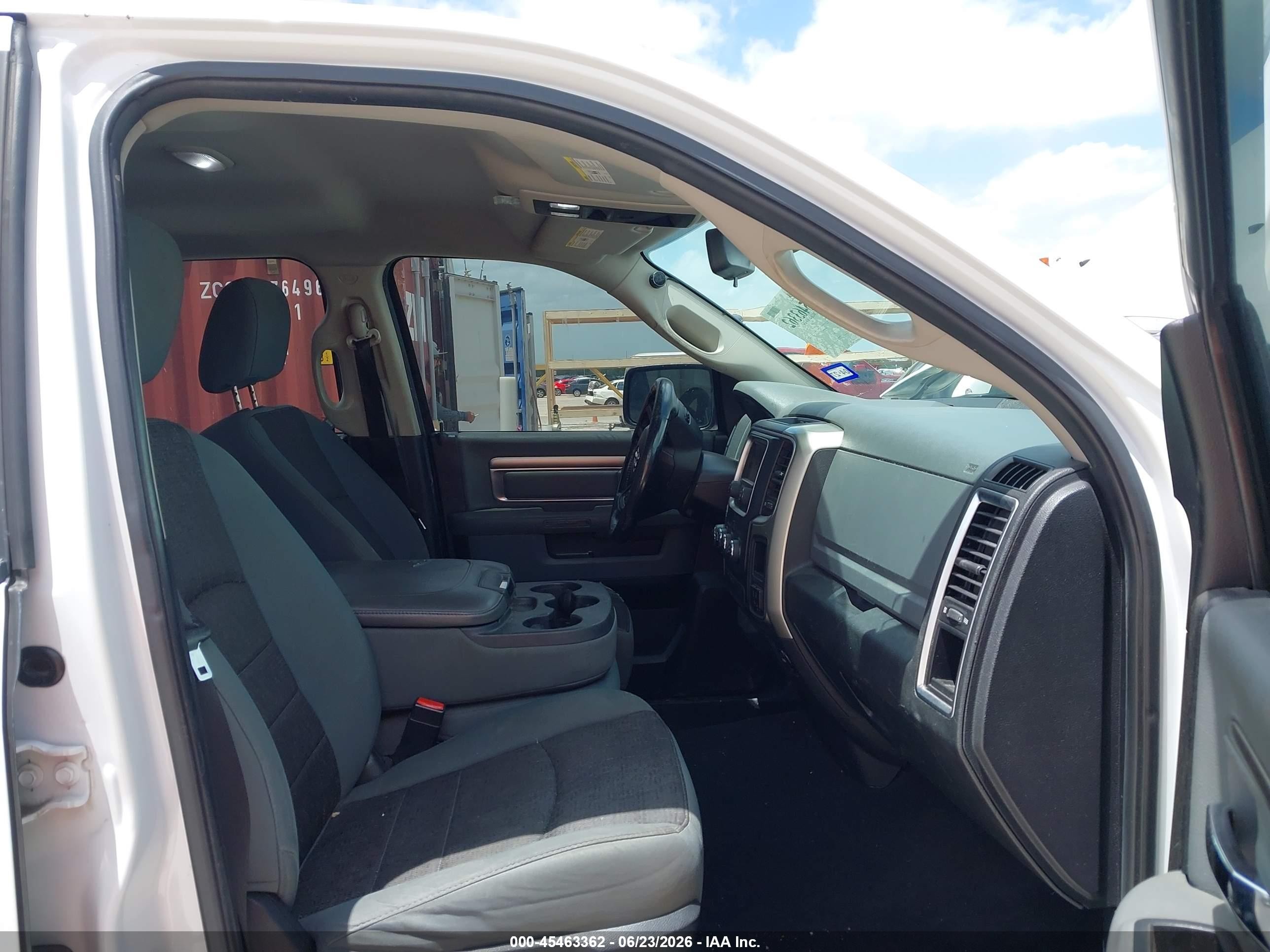 2014 Ram 1500 Big Horn White vin: 1C6RR7GT3ES223982