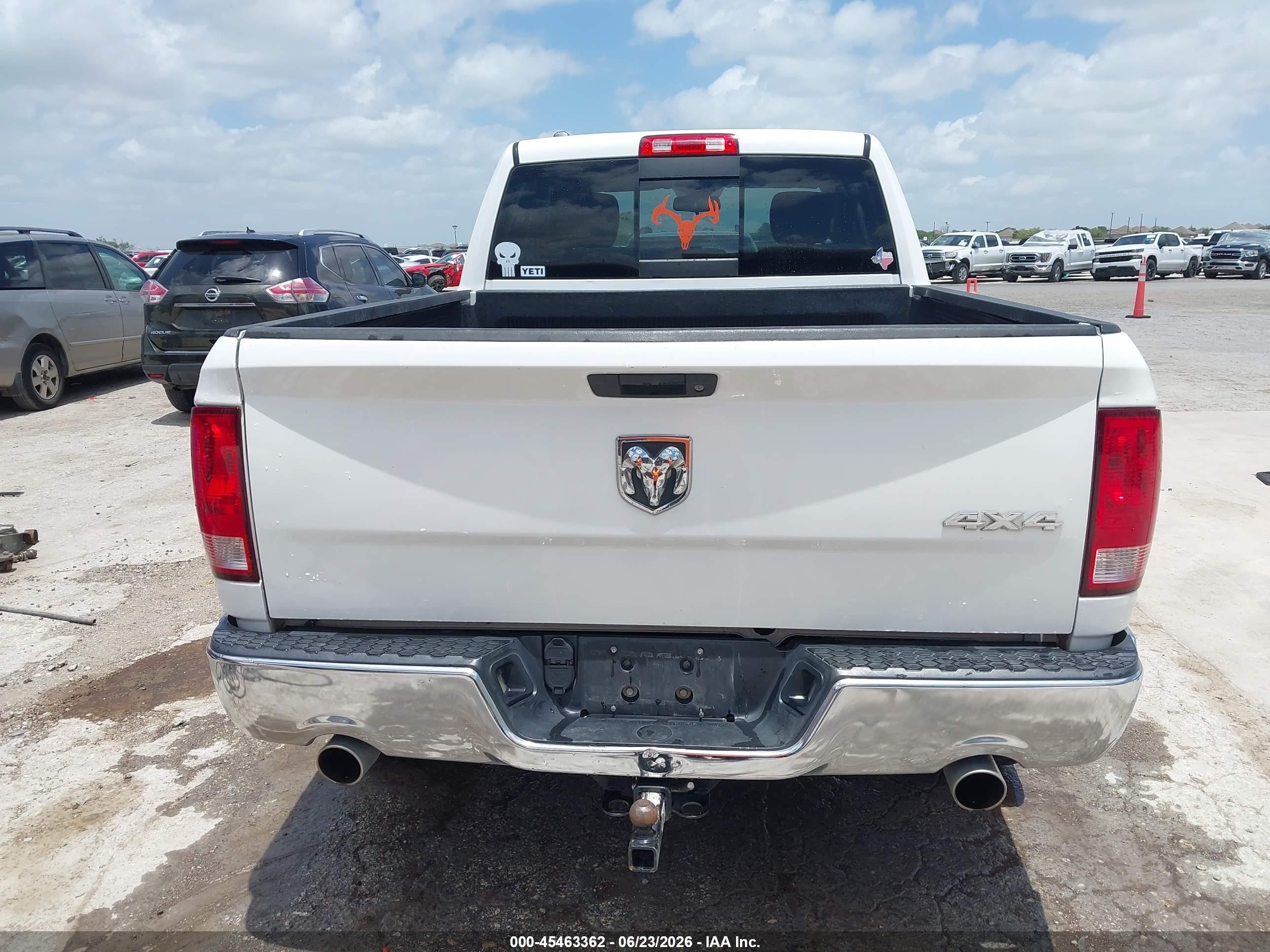 2014 Ram 1500 Big Horn White vin: 1C6RR7GT3ES223982