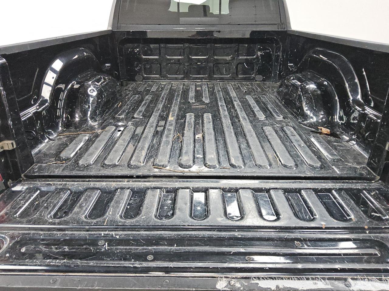 2015 Ram 1500 Slt Black vin: 1C6RR7GT3FS574764 Damage: Inside Bed, Multiple Scratches Heavy, 10 Or More