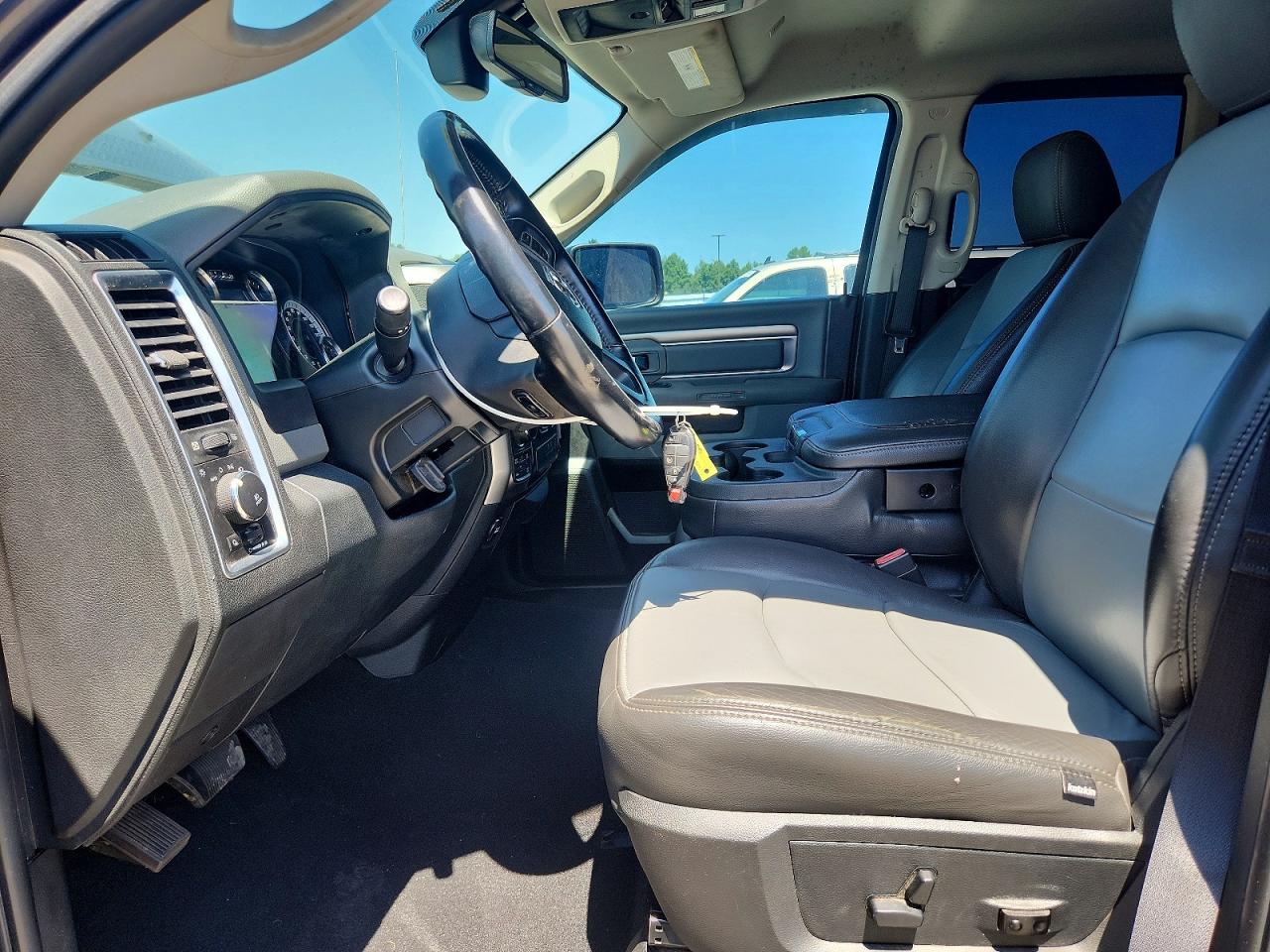 2017 Ram 1500 Slt Gray vin: 1C6RR7GT3HS798118