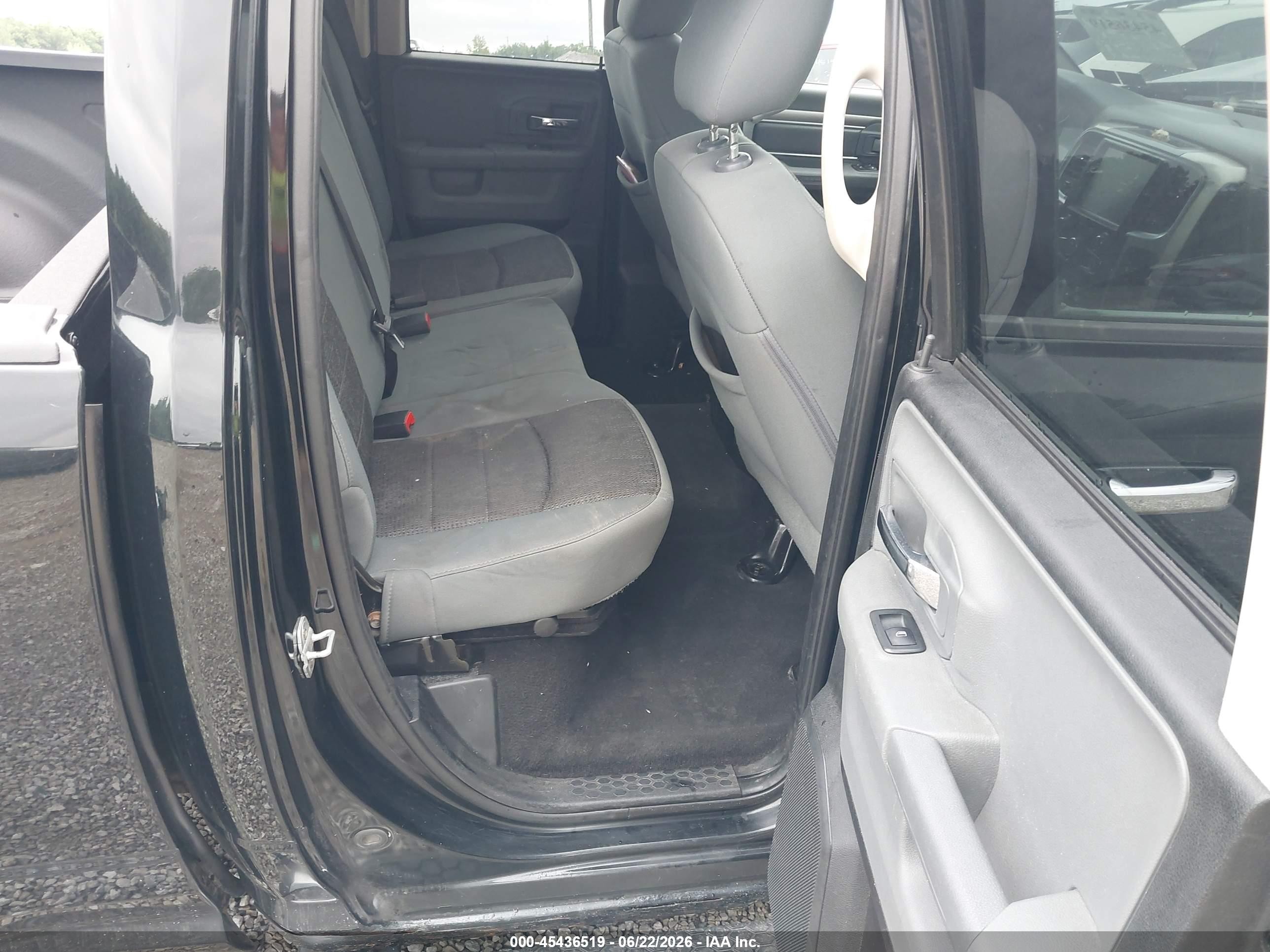2013 Ram 1500 Big Horn Black vin: 1C6RR7GT4DS653275