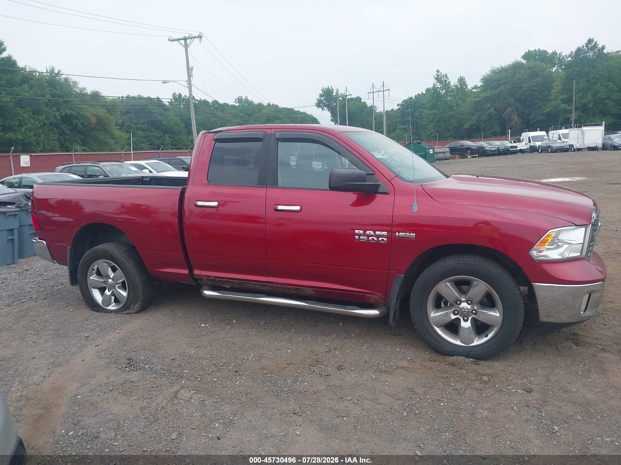 2013 Ram 1500   Red vin: 1C6RR7GT4DS694991
