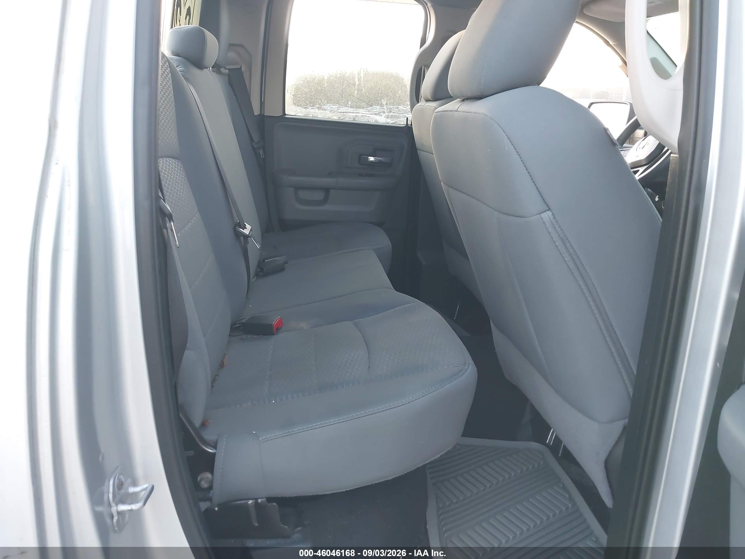 2014 Ram 1500 Slt Silver vin: 1C6RR7GT5ES359188