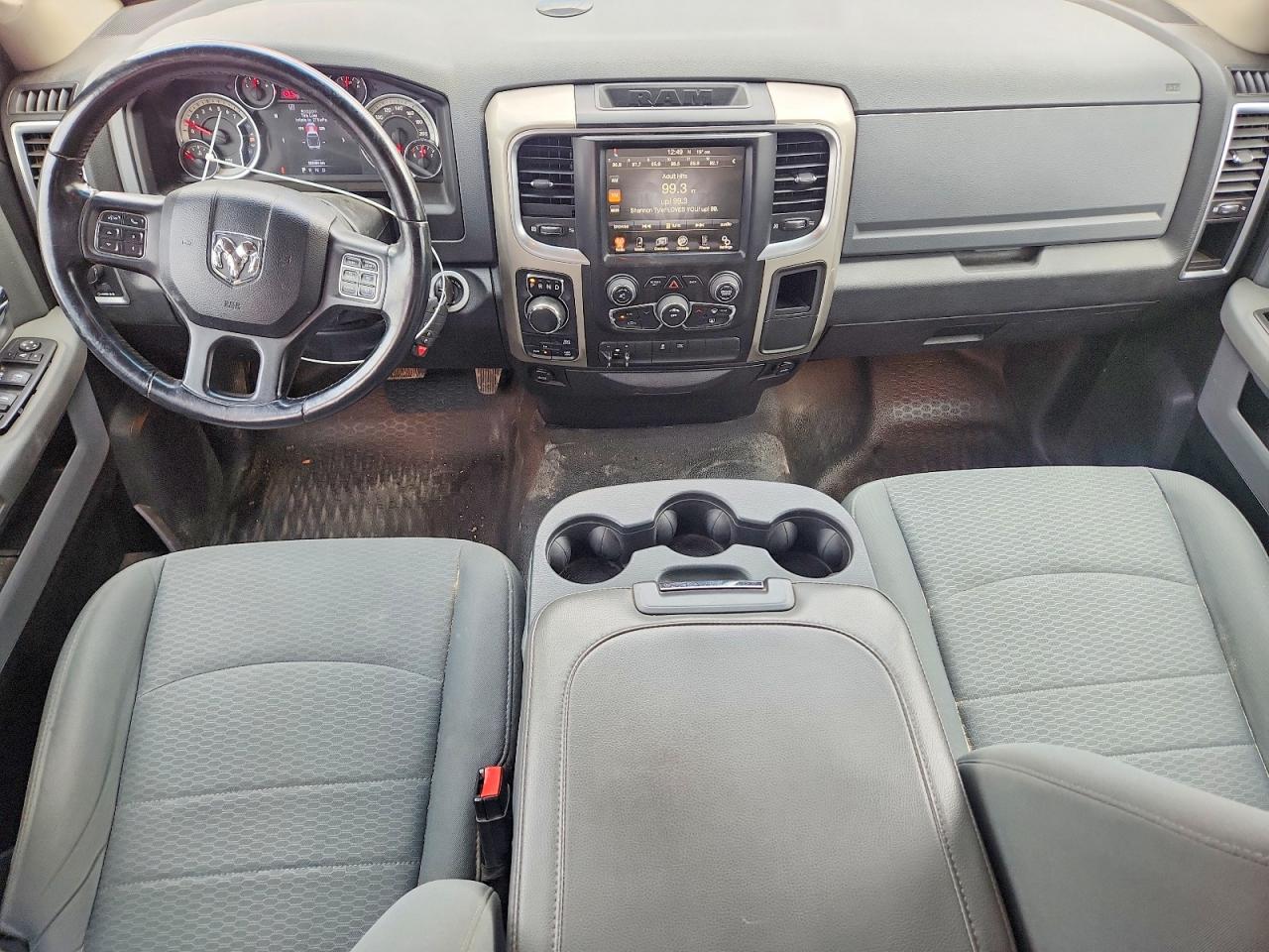 2015 Ram 1500 Slt Red vin: 1C6RR7GT6FS538163