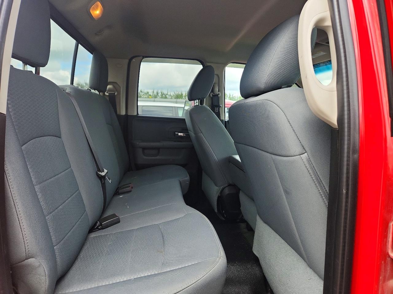 2015 Ram 1500 Slt Red vin: 1C6RR7GT6FS538163