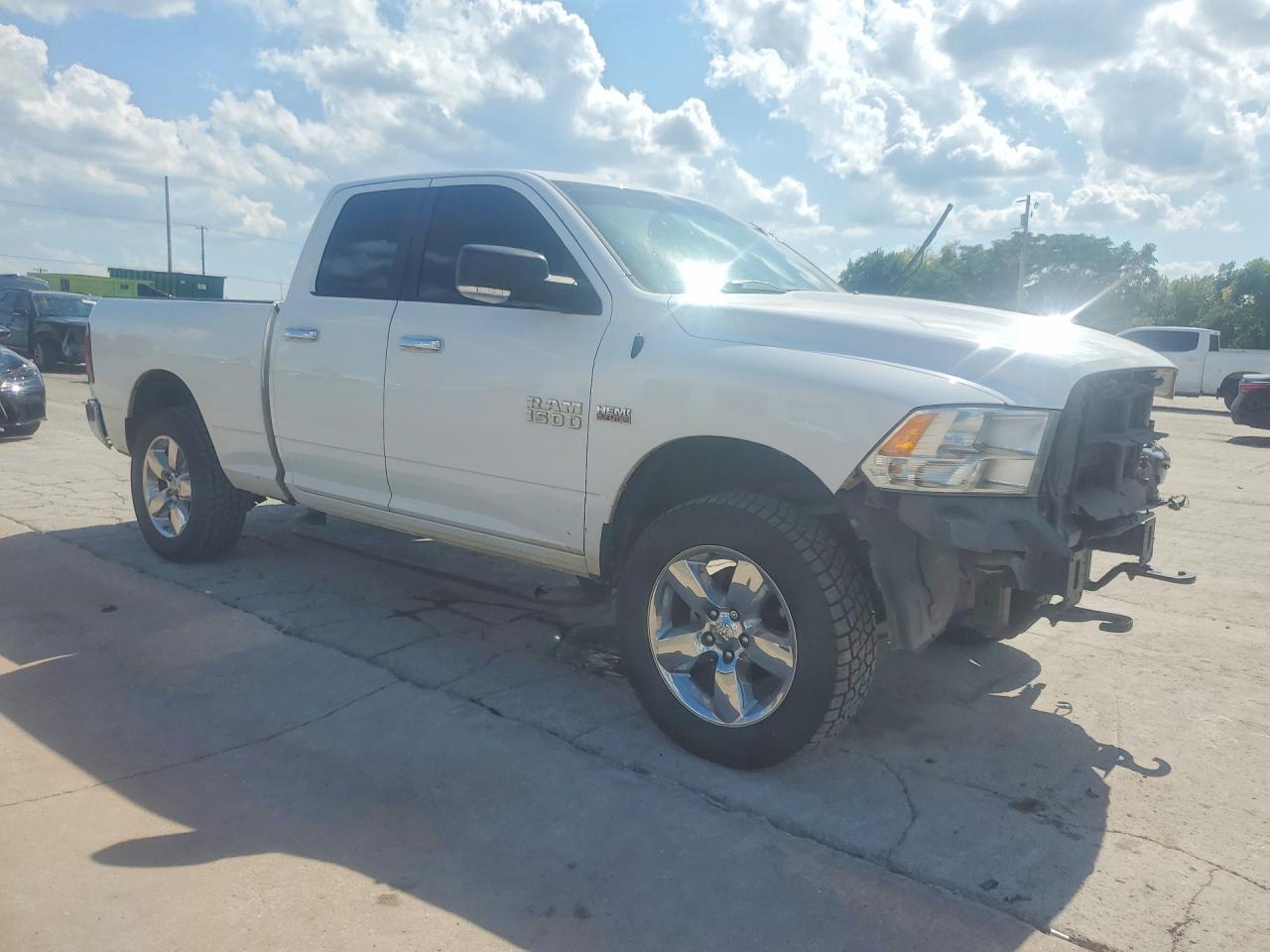 2015 Ram 1500 Slt White vin: 1C6RR7GT6FS587203