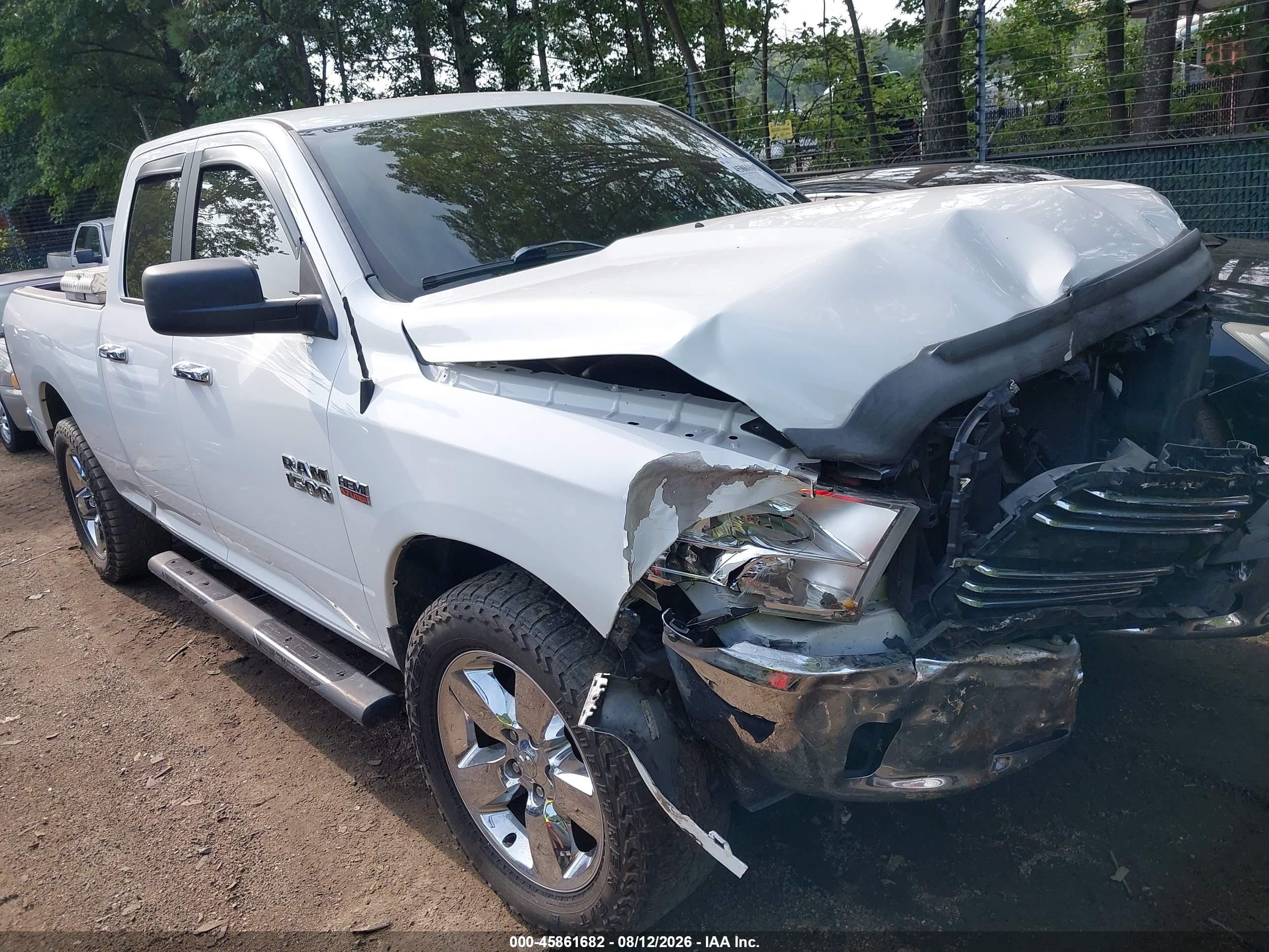 2015 Ram 1500 Big Horn Белый vin: 1C6RR7GT6FS764221