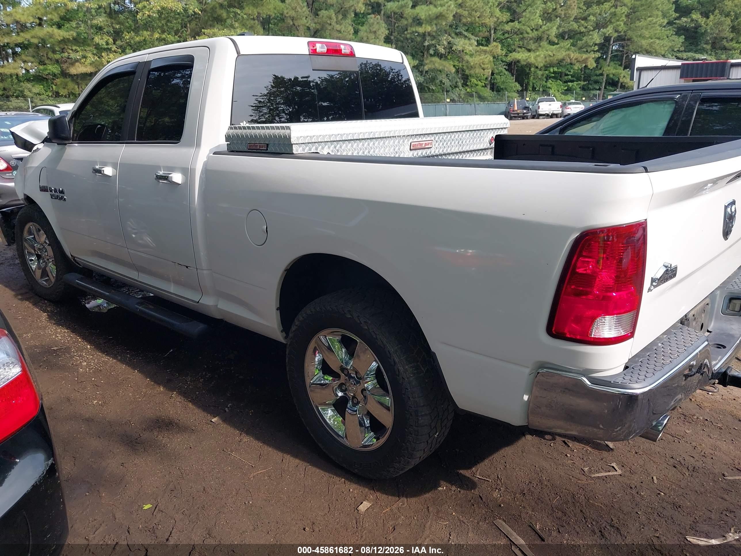 2015 Ram 1500 Big Horn Белый vin: 1C6RR7GT6FS764221