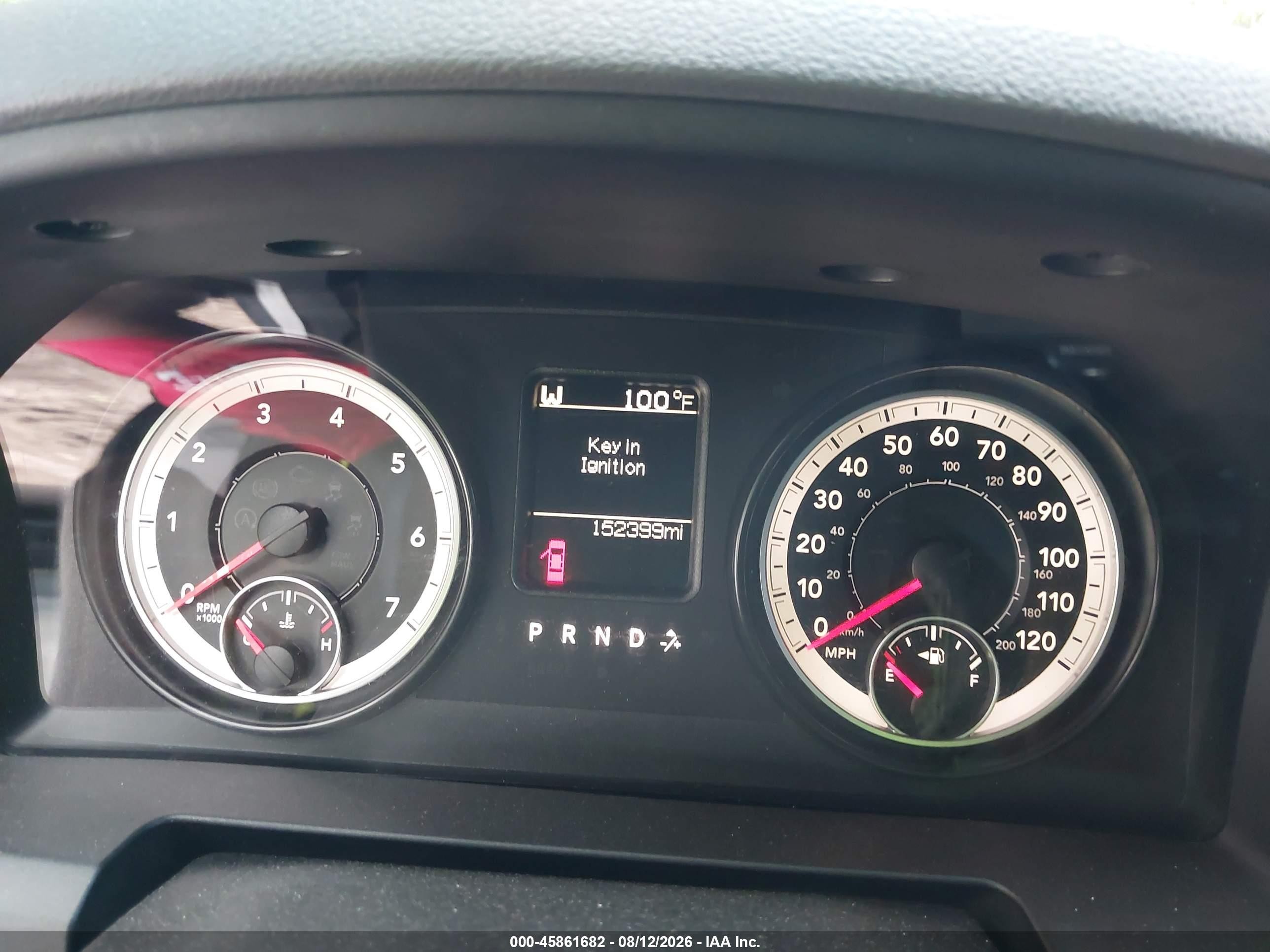 2015 Ram 1500 Big Horn Белый vin: 1C6RR7GT6FS764221