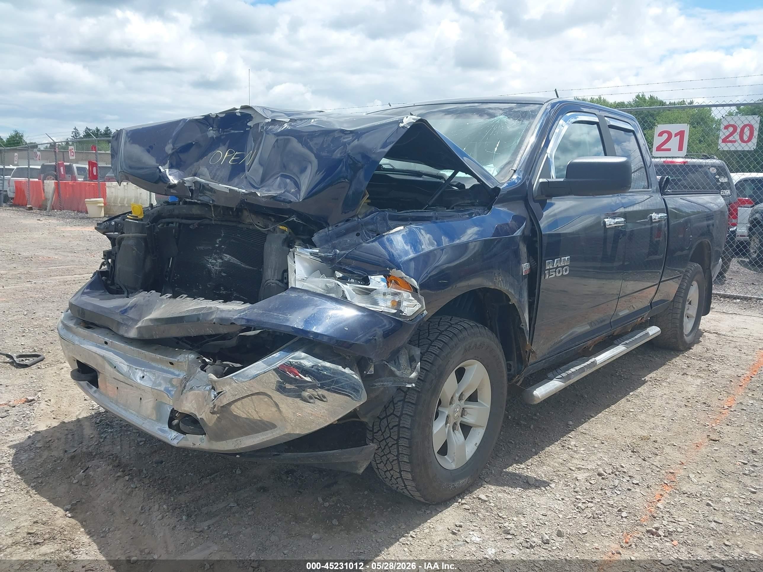 2018 Ram 1500 Slt  4x4 6'4 Box Dark Blue vin: 1C6RR7GT6JS115396