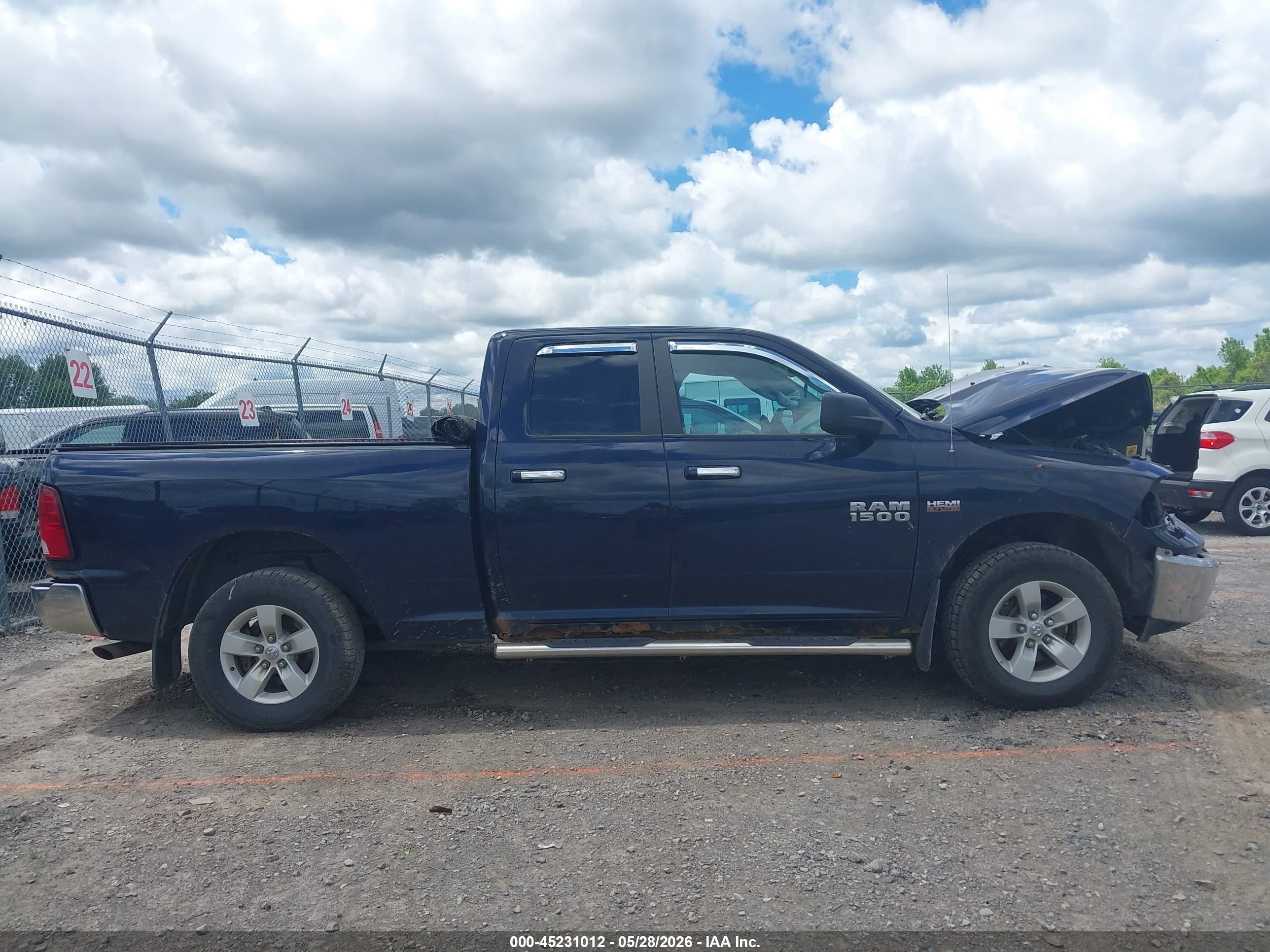 2018 Ram 1500 Slt  4x4 6'4 Box Dark Blue vin: 1C6RR7GT6JS115396
