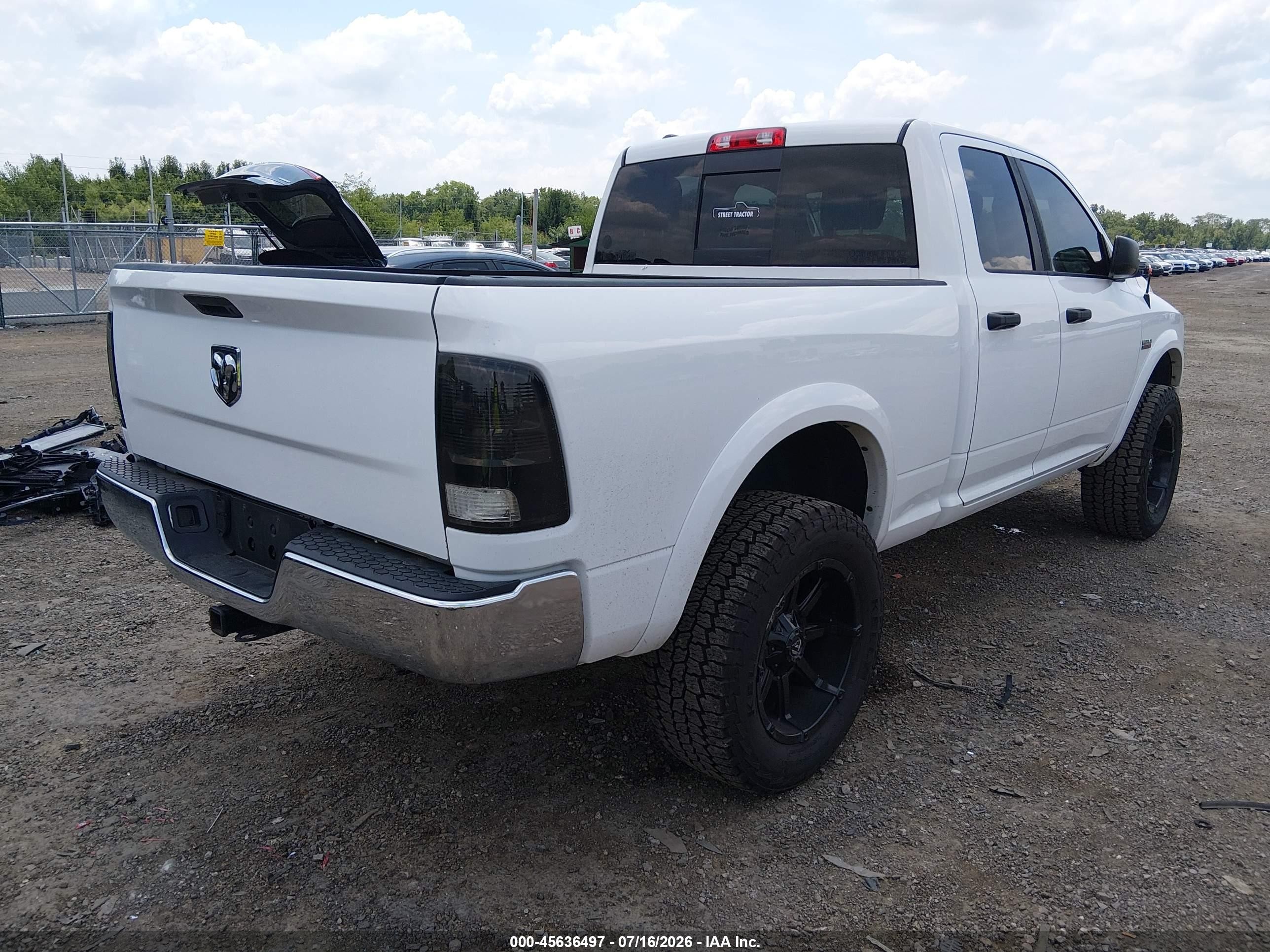 2016 Ram 1500 Slt Белый vin: 1C6RR7GT7GS327541