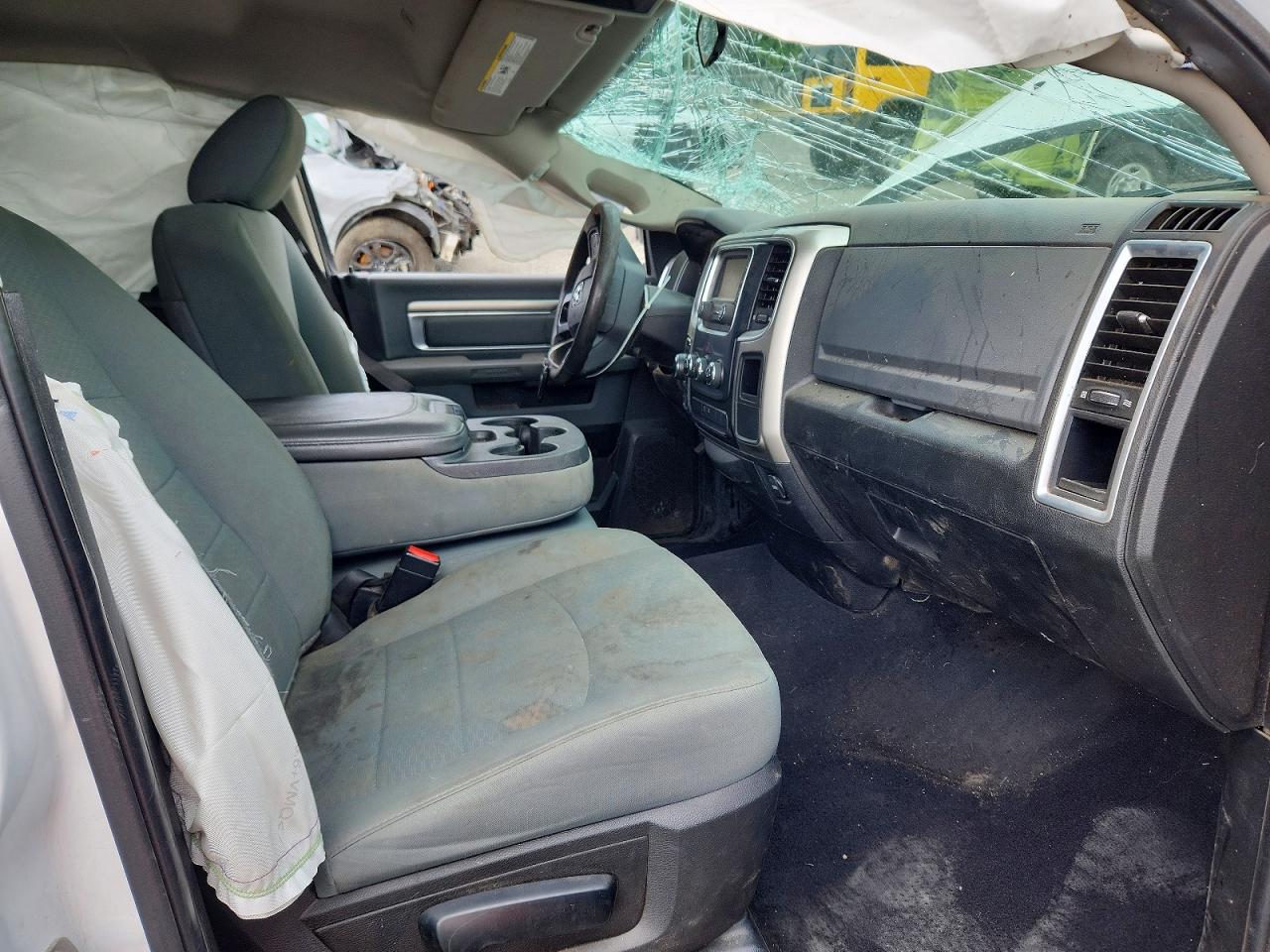 2019 Ram 1500 Classic Slt White vin: 1C6RR7GT7KS614080