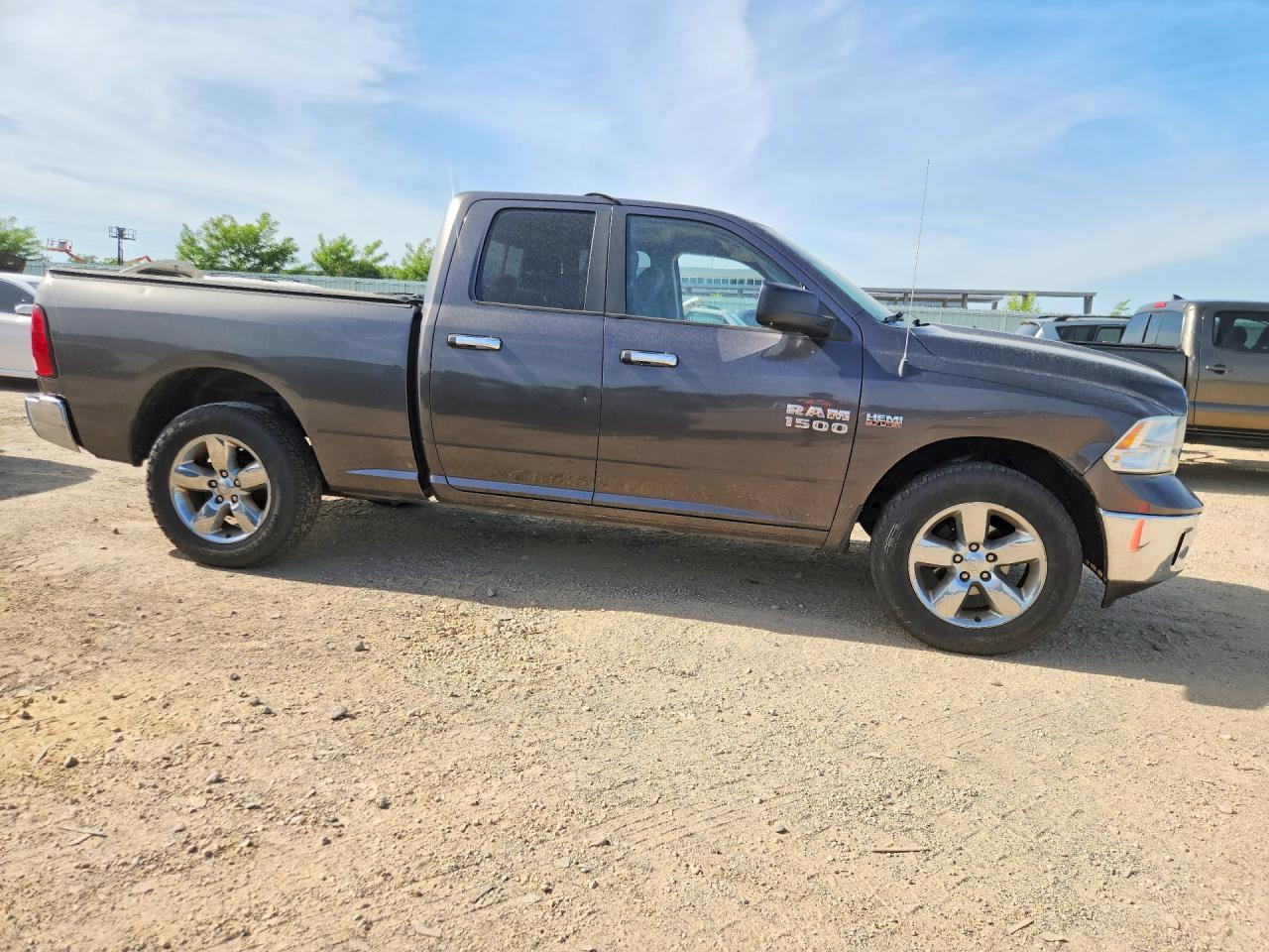 2015 Ram 1500 Slt Серый vin: 1C6RR7GT8FS645246