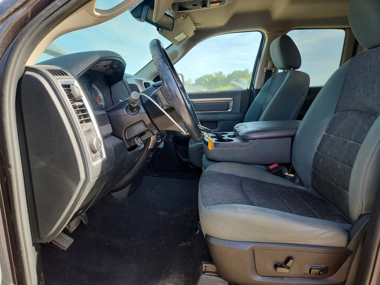 2015 Ram 1500 Slt Серый vin: 1C6RR7GT8FS645246
