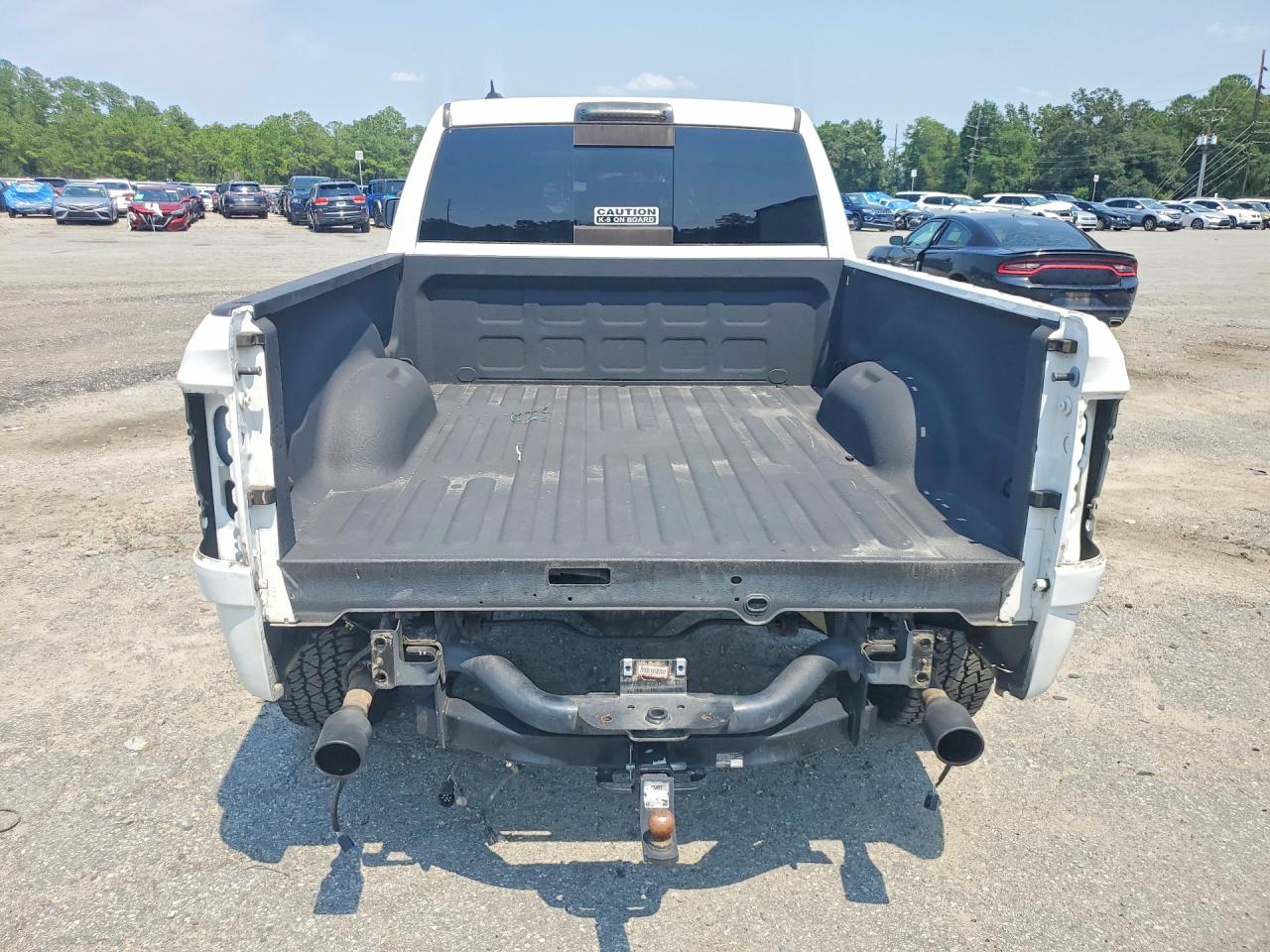2019 Ram 1500 Classic Slt White vin: 1C6RR7GT8KS690827