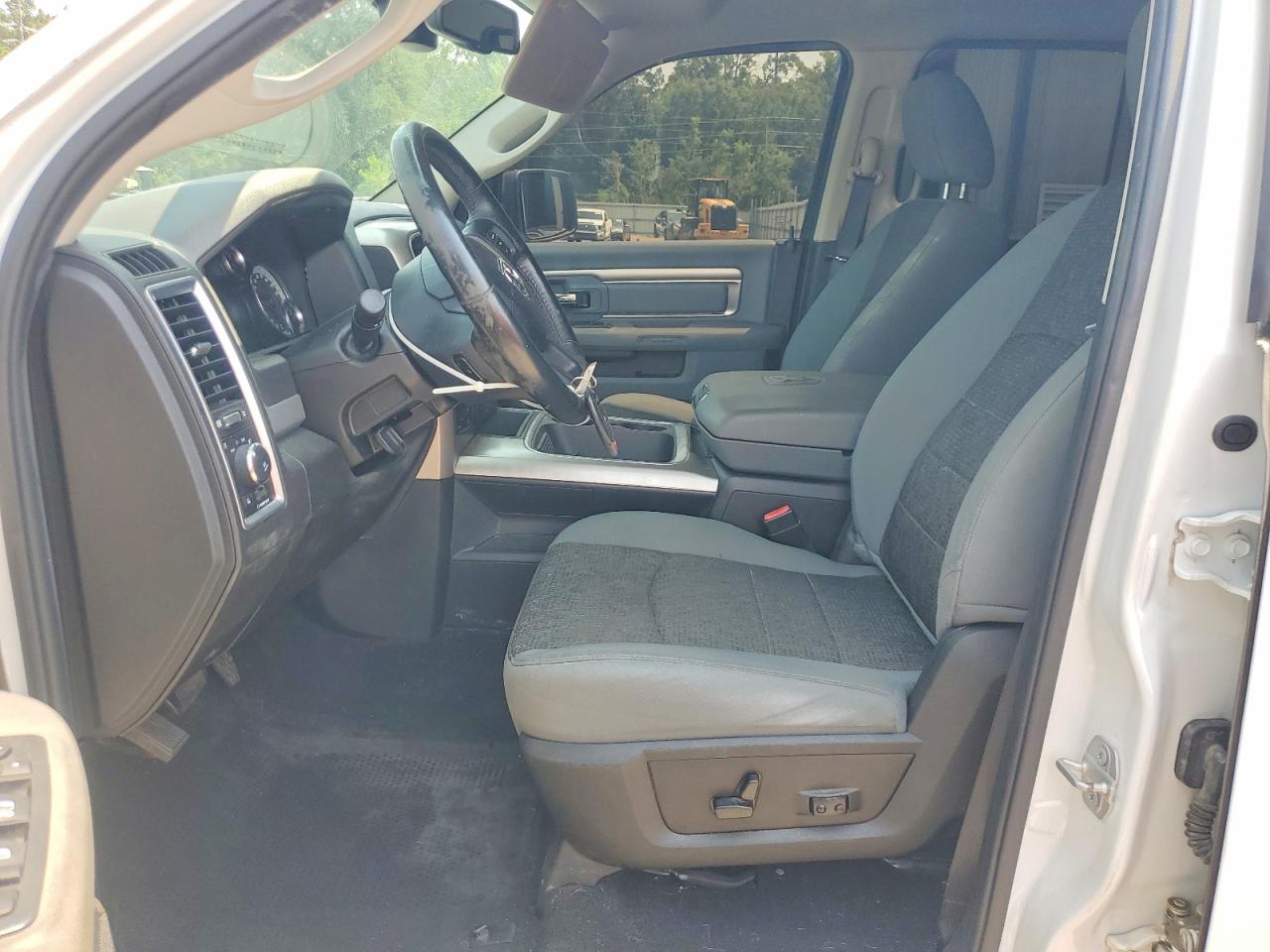 2019 Ram 1500 Classic Slt White vin: 1C6RR7GT8KS690827