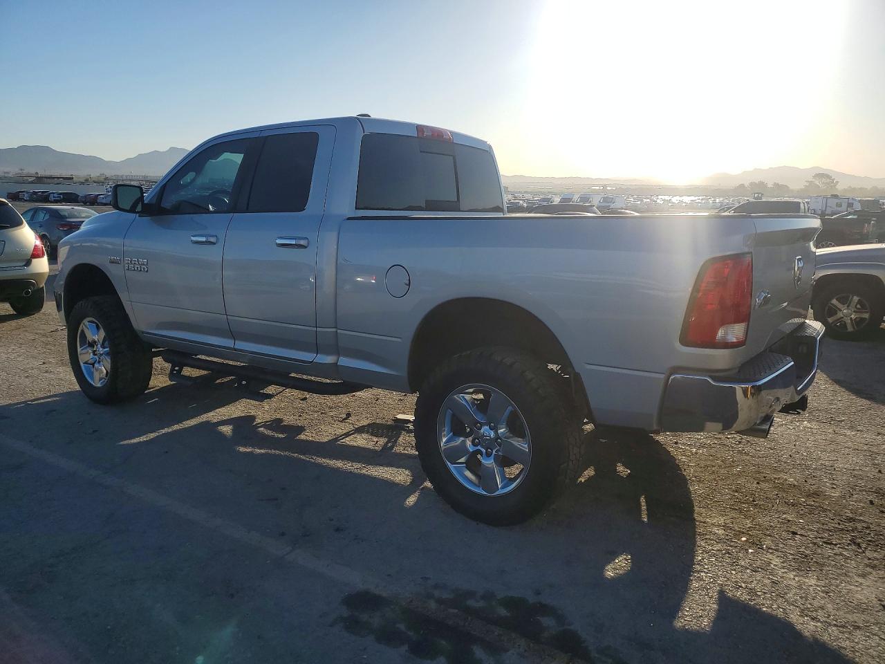 2015 Ram 1500 Slt Silver vin: 1C6RR7GT9FS530932